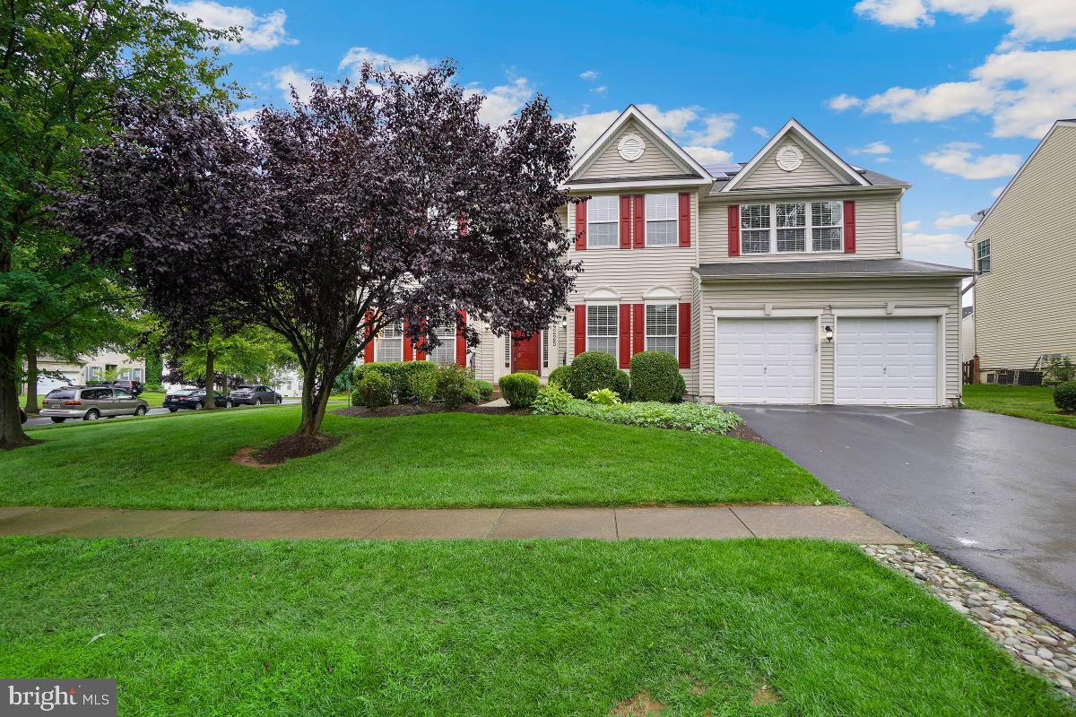 KINGS CROSSING - Residential