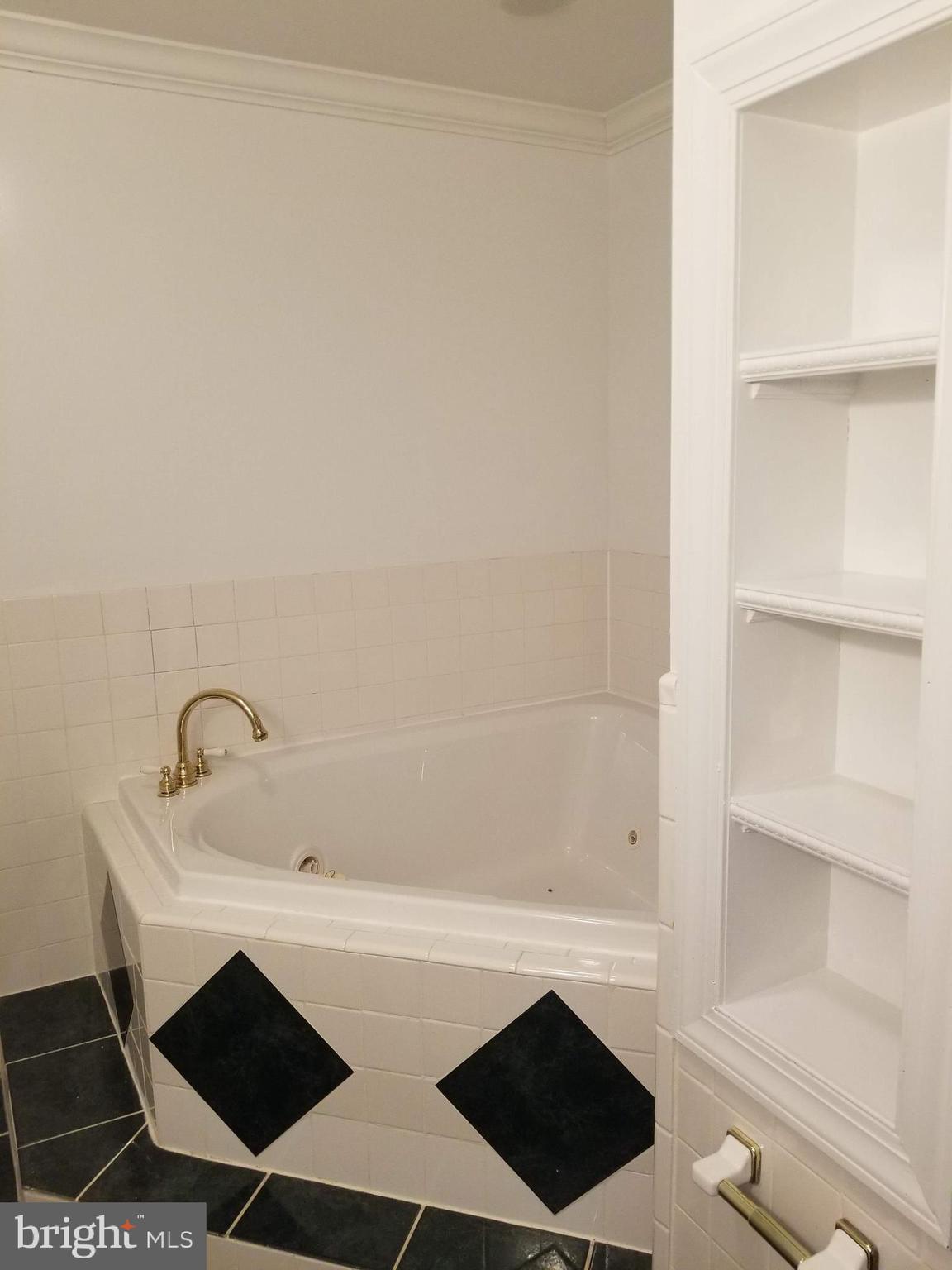 MARYLAND FARMS - Residential Lease