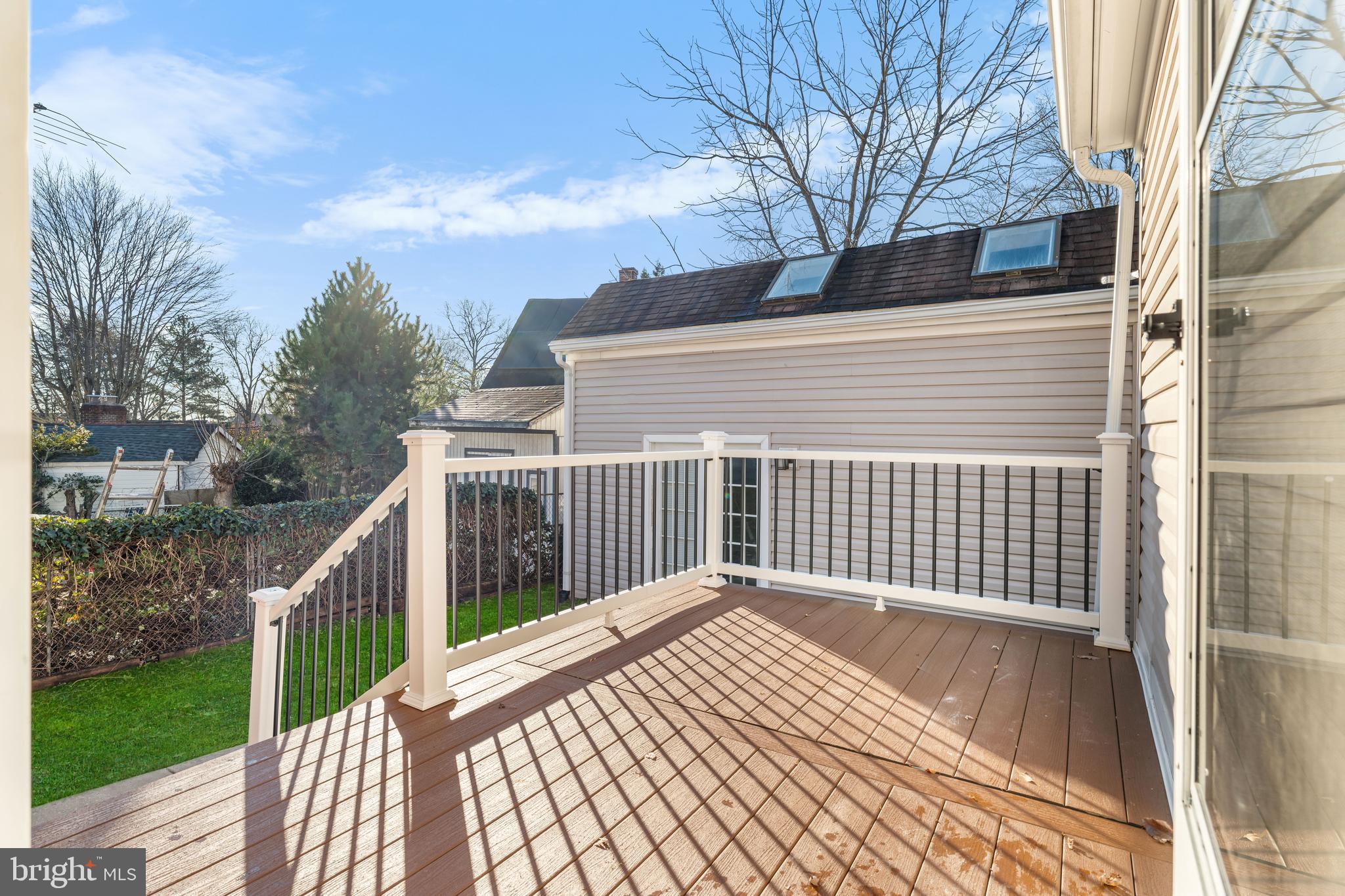 LAUREL GARDENS - Residential