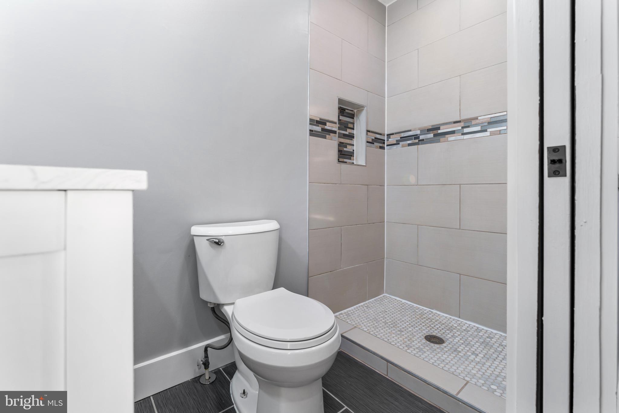 LAUREL GARDENS - Residential