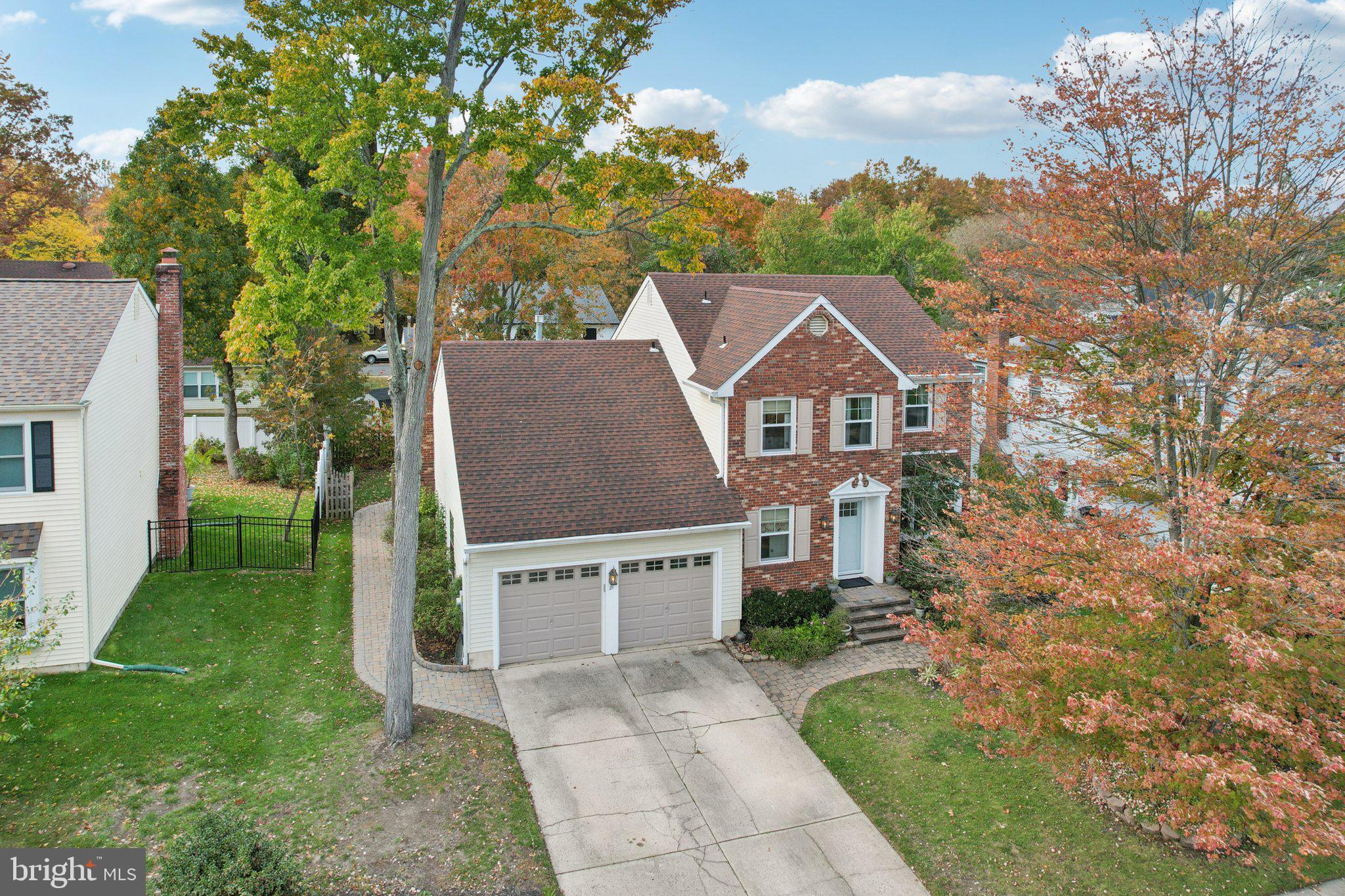 21 WHITECHAPEL DRIVE