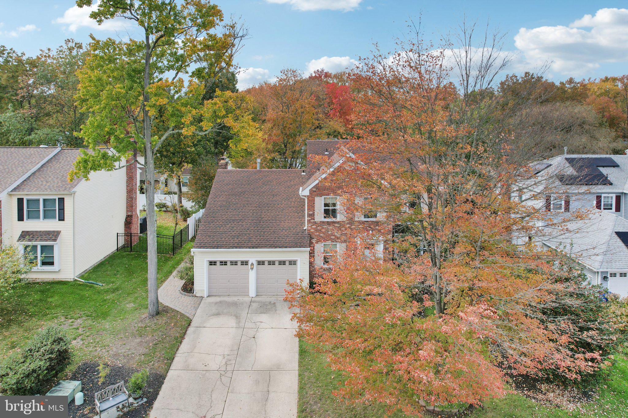 21 WHITECHAPEL DRIVE