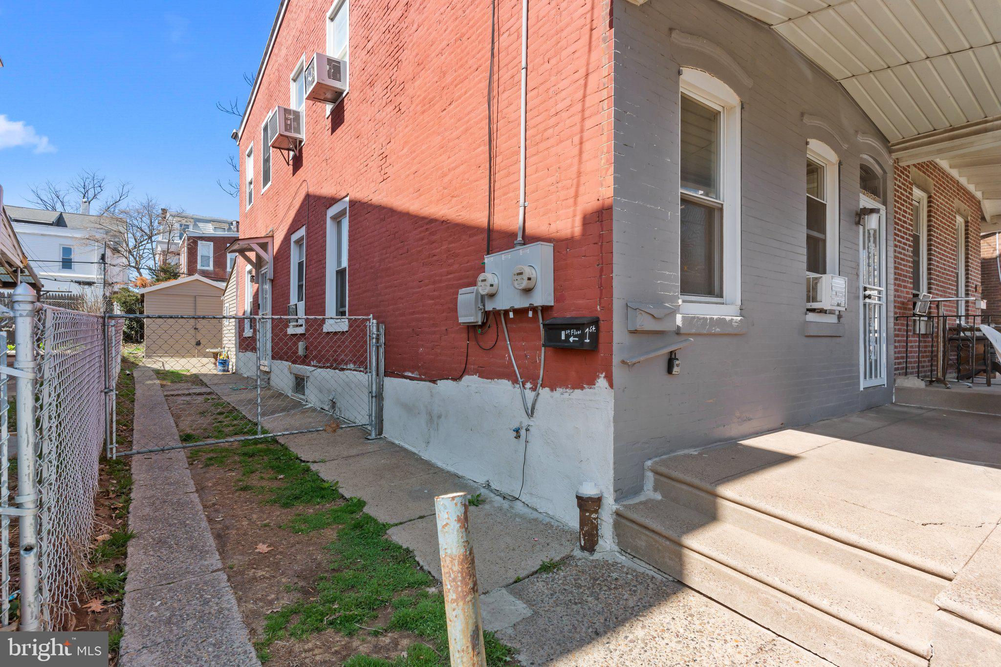 FRANKFORD - Residential Income