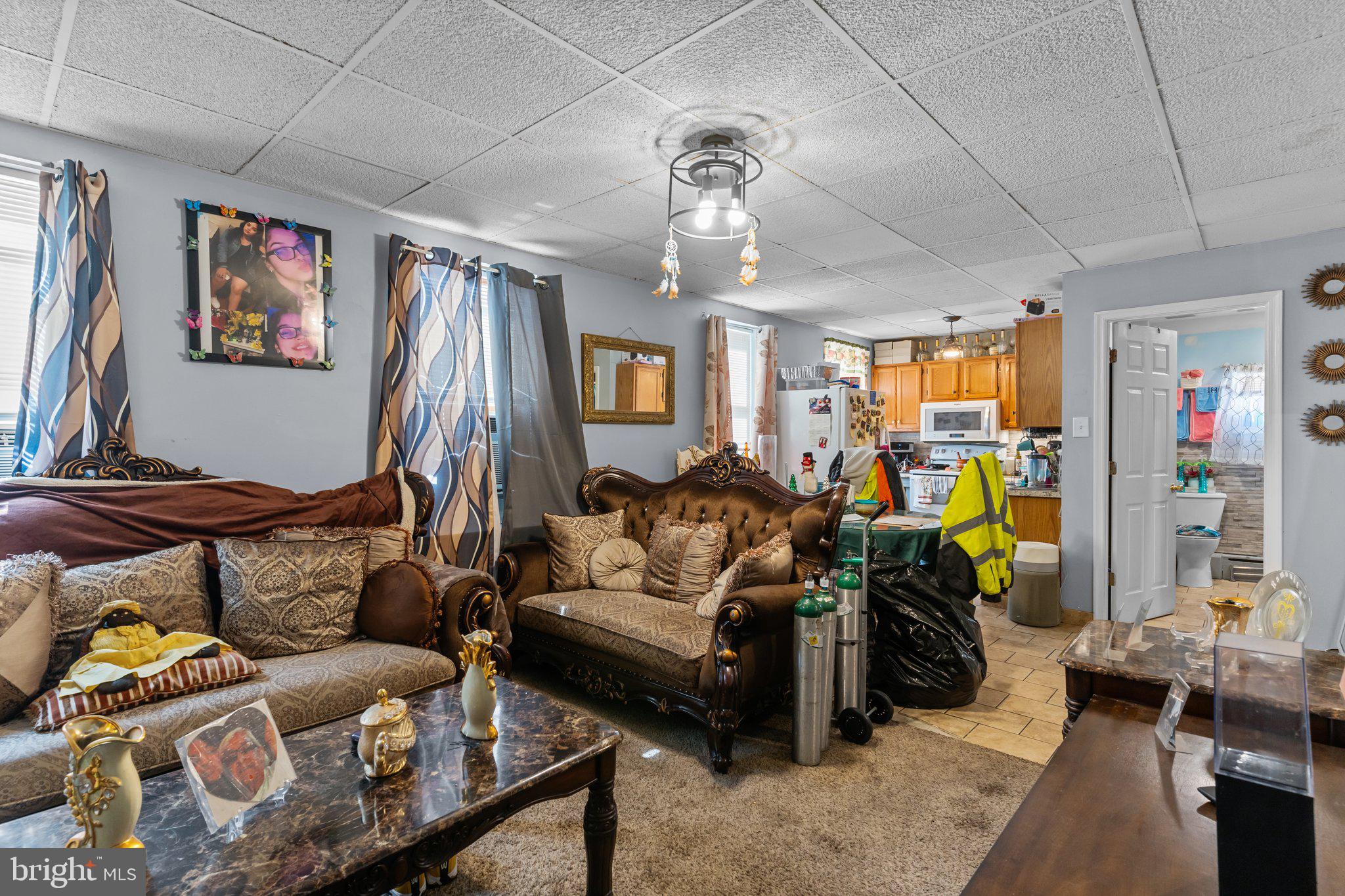 FRANKFORD - Residential Income