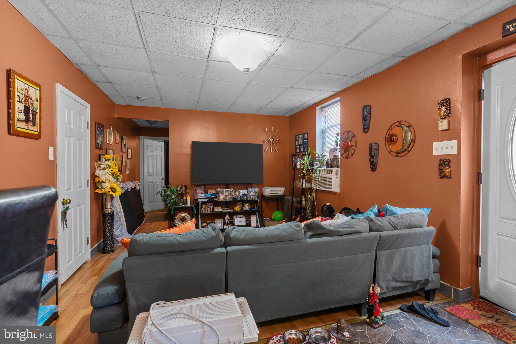 FRANKFORD - Residential Income