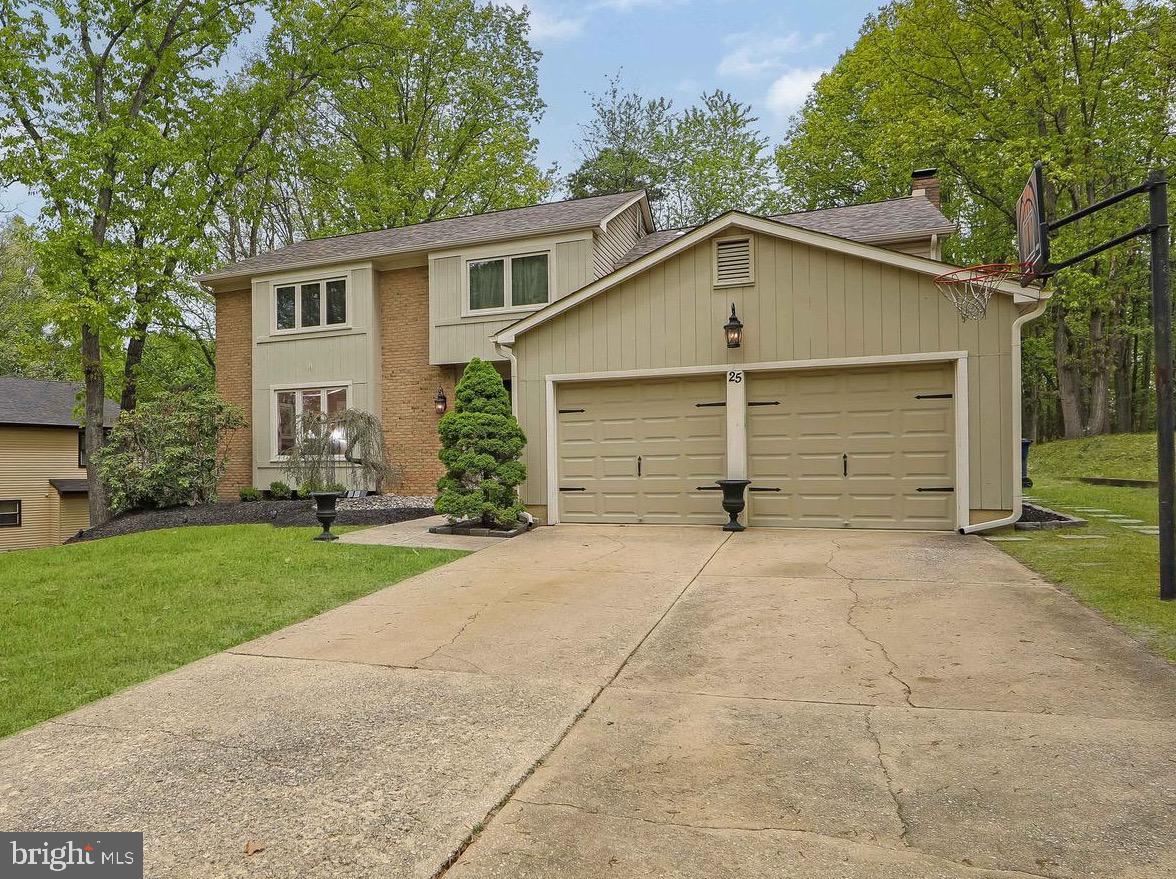25 ACORN HILL DRIVE