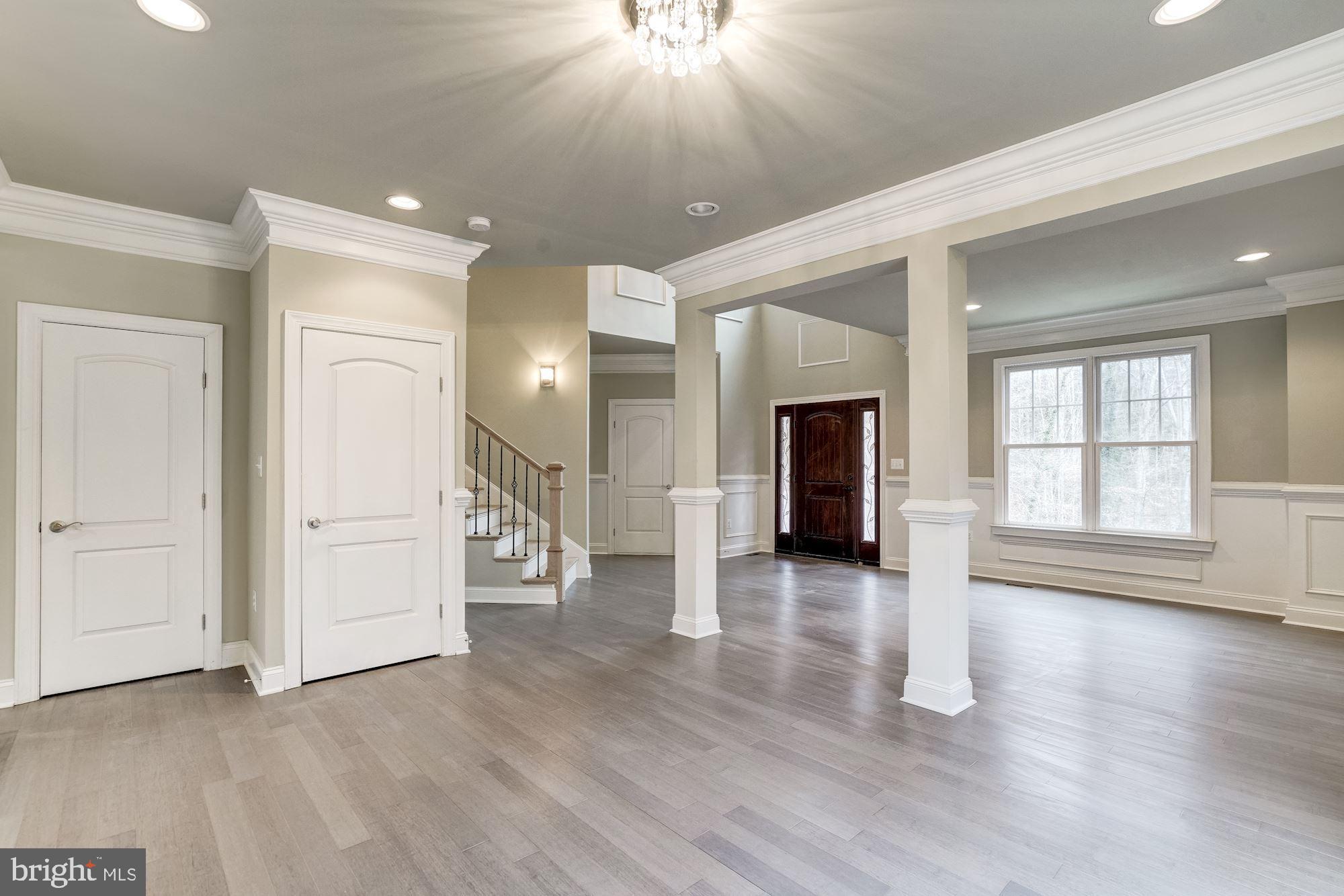 CLIFTON - Residential