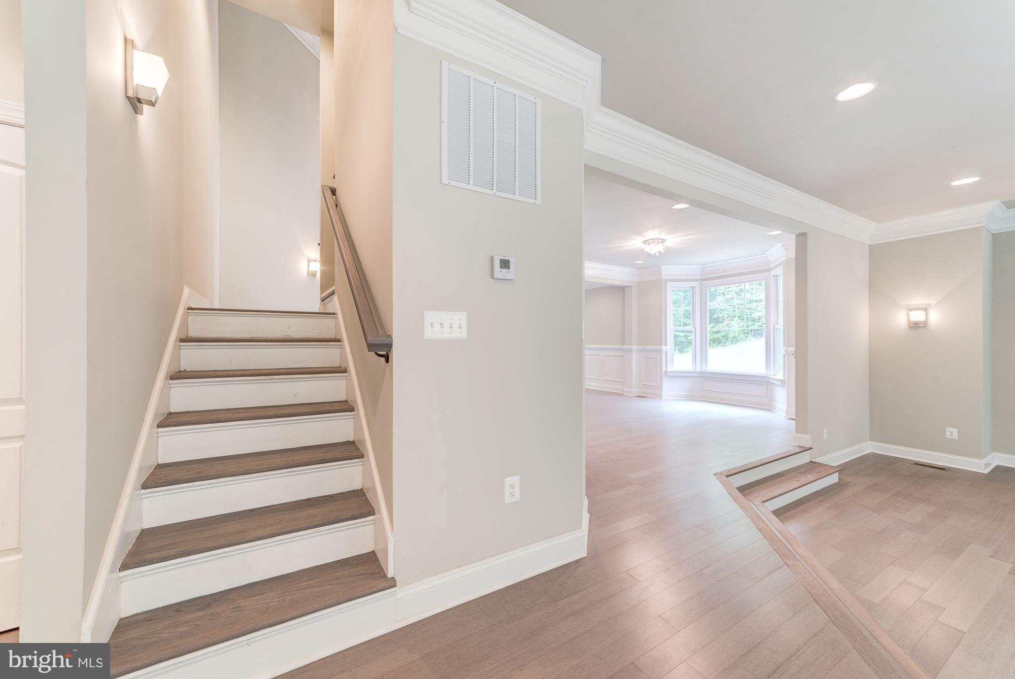 CLIFTON - Residential