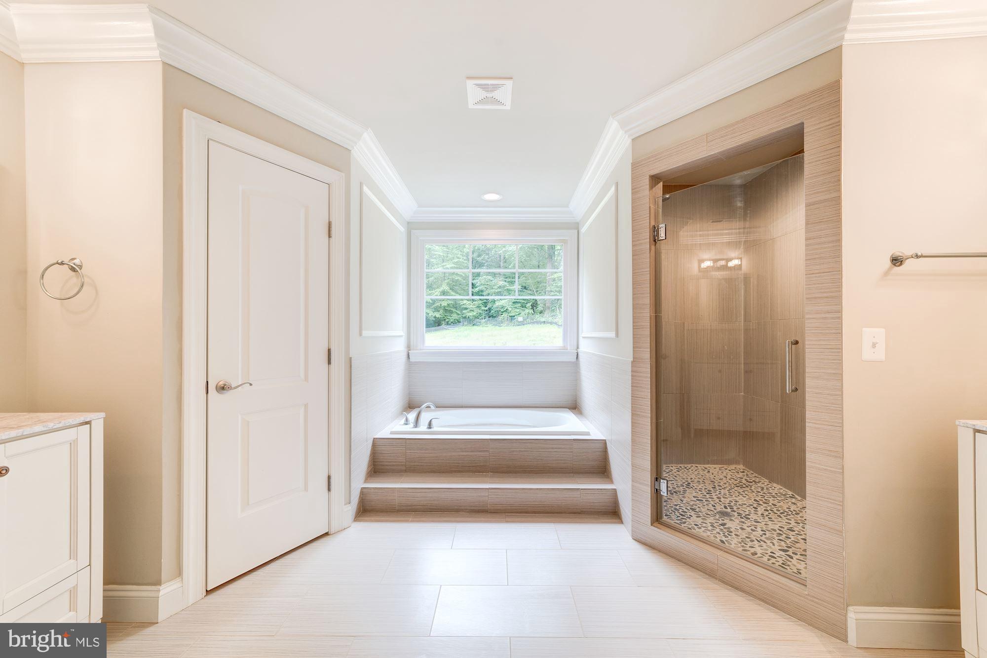 CLIFTON - Residential