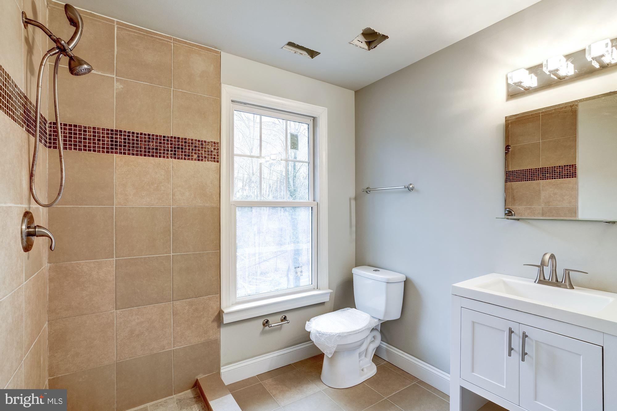 CLIFTON - Residential