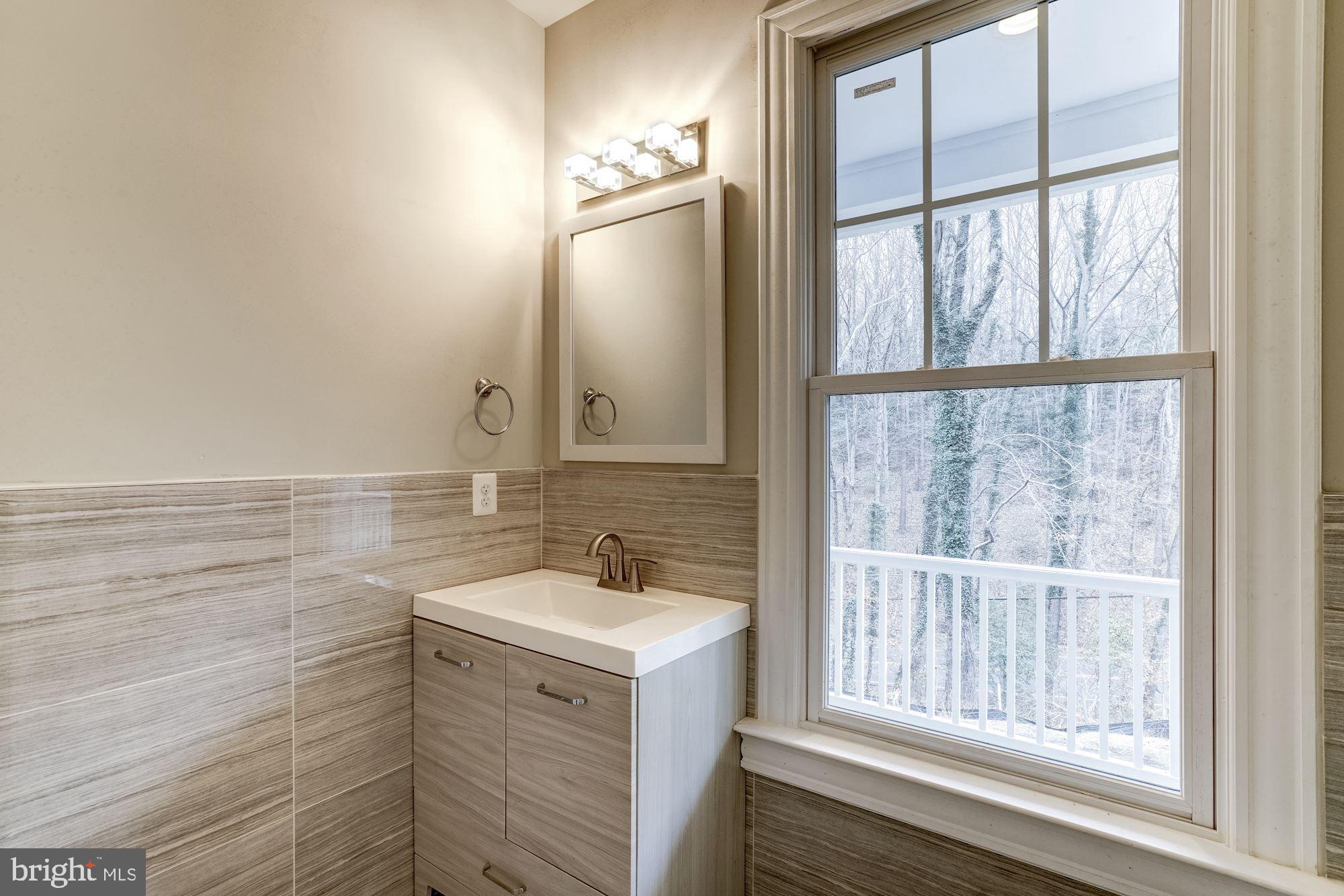 CLIFTON - Residential