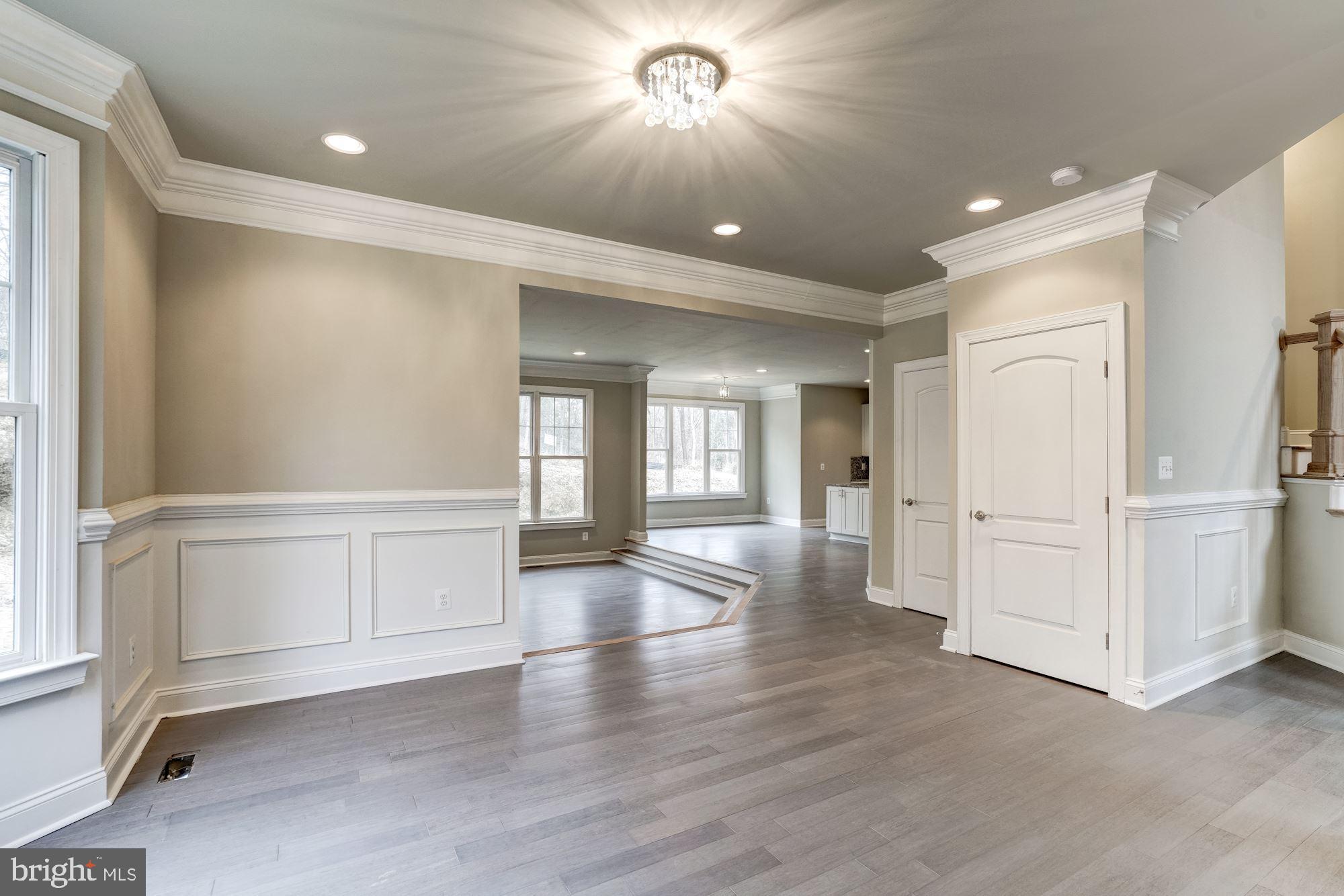 CLIFTON - Residential