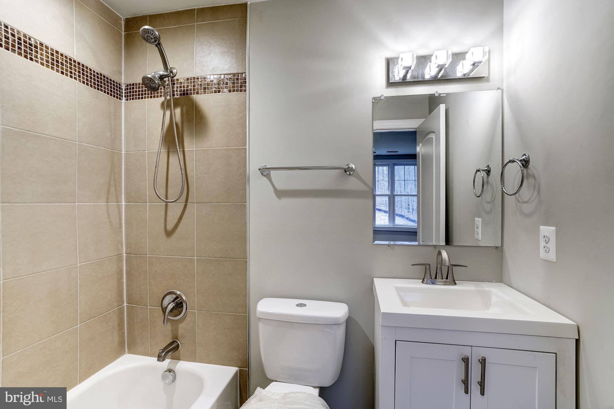 CLIFTON - Residential