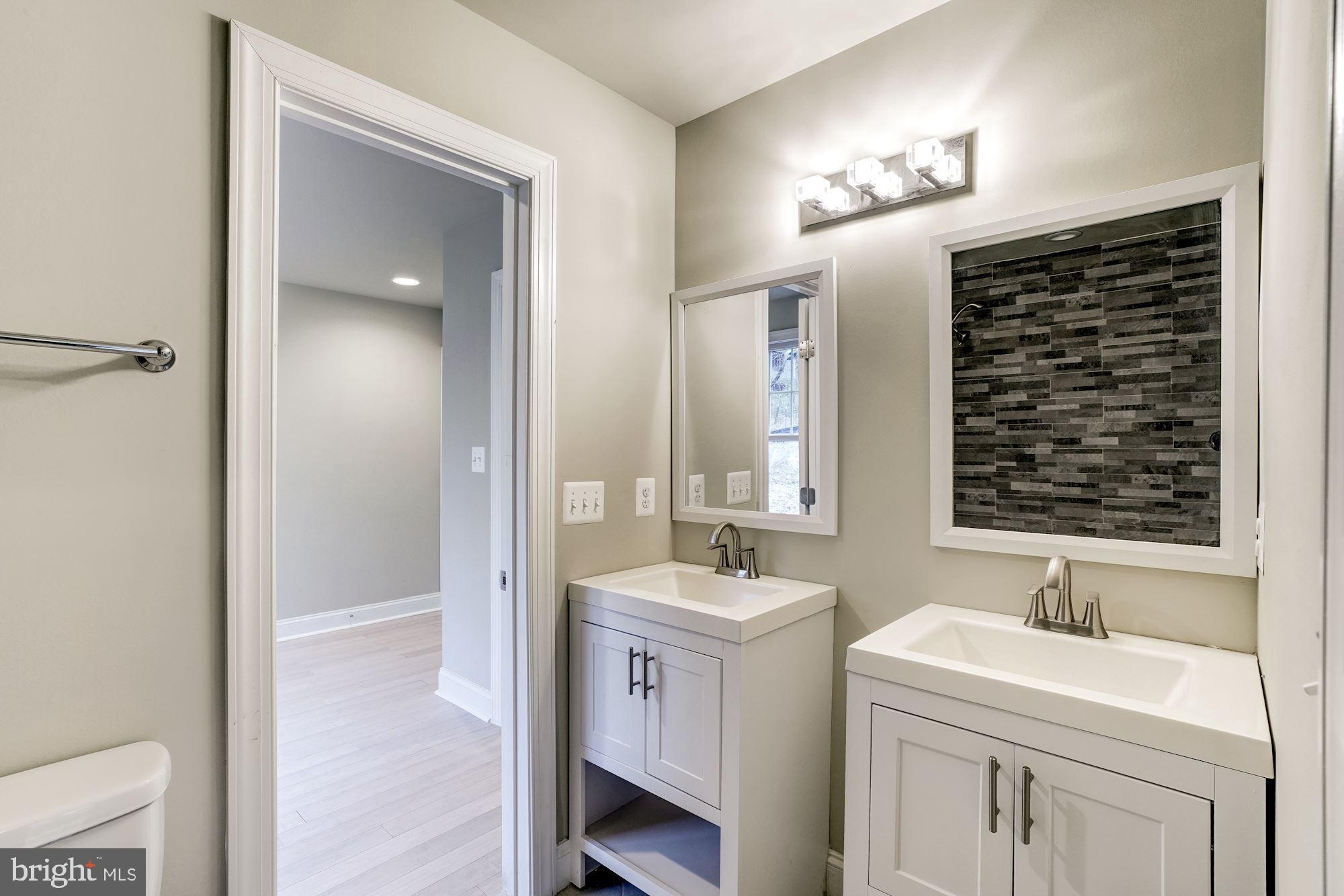 CLIFTON - Residential