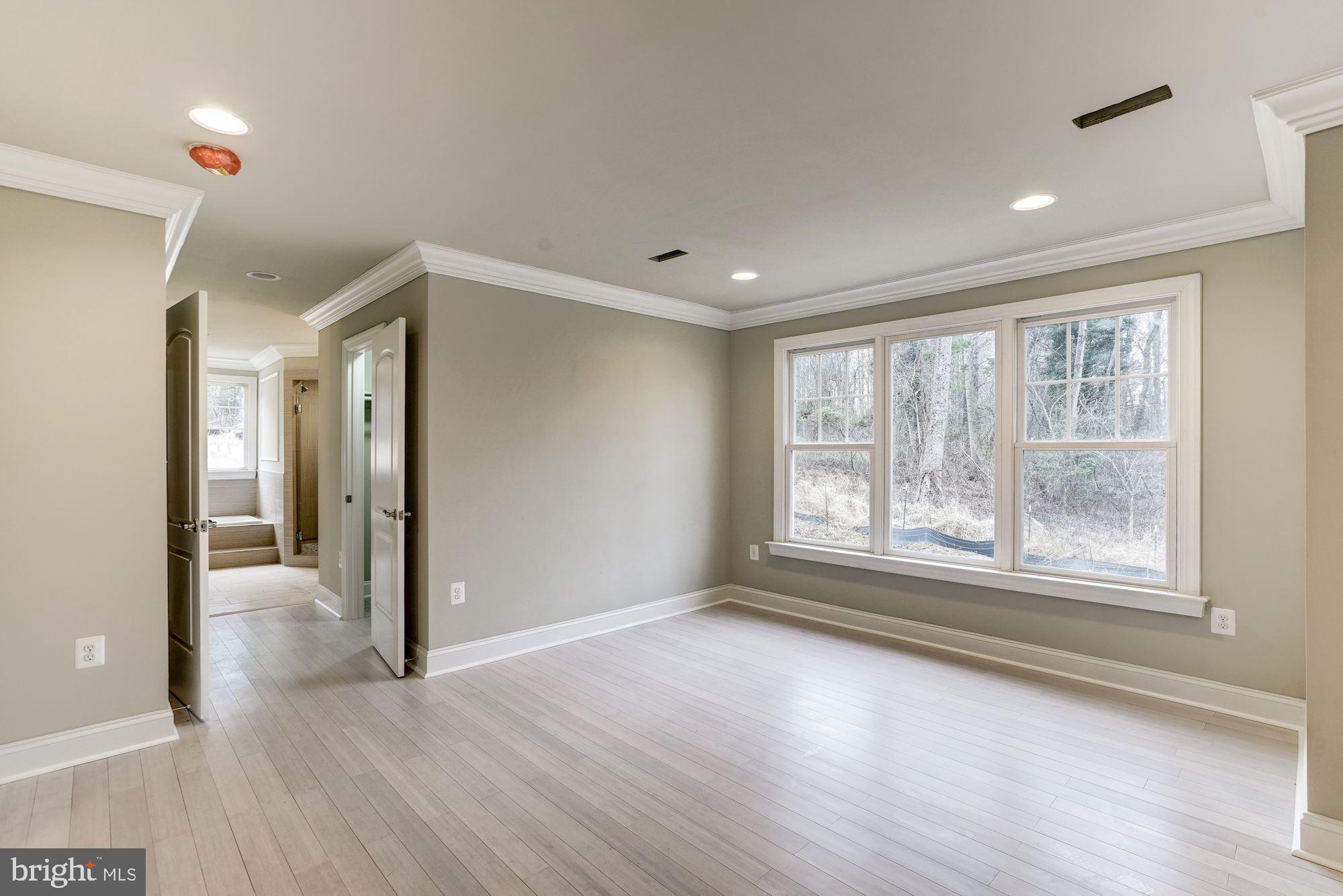 CLIFTON - Residential