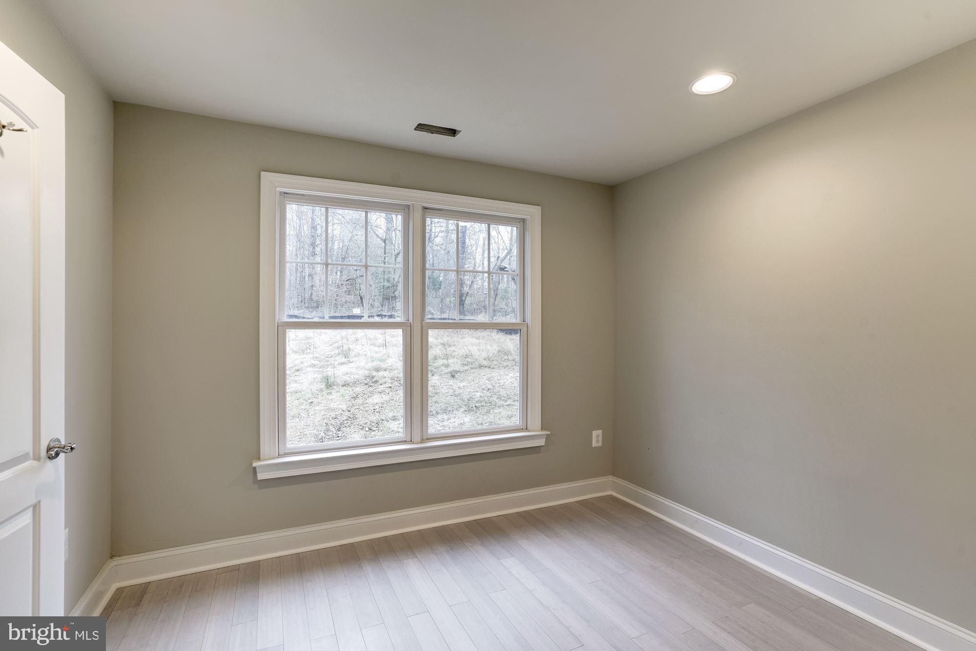 CLIFTON - Residential