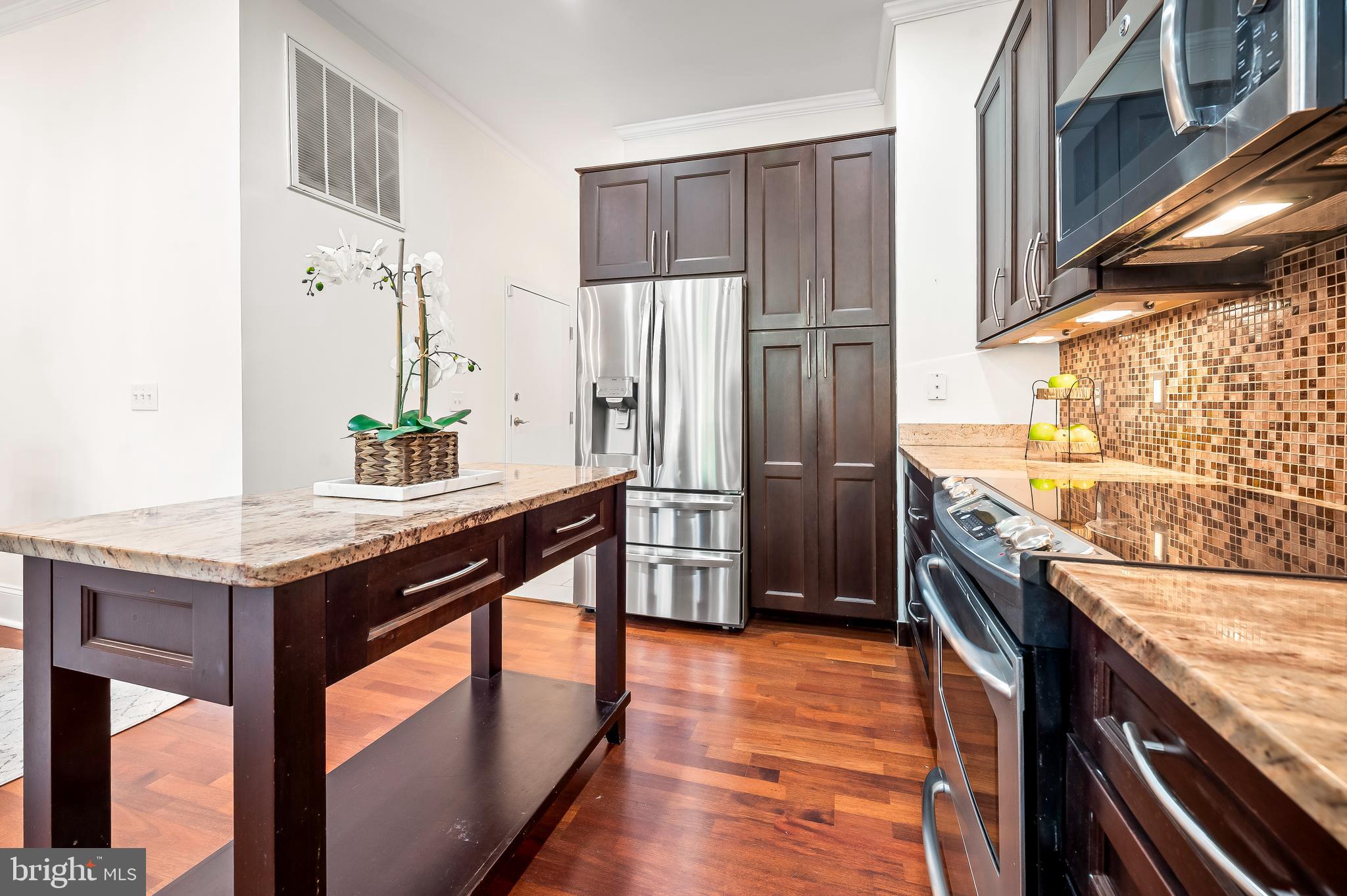 MOUNT VERNON PLACE HISTORIC DISTRICT - Residential