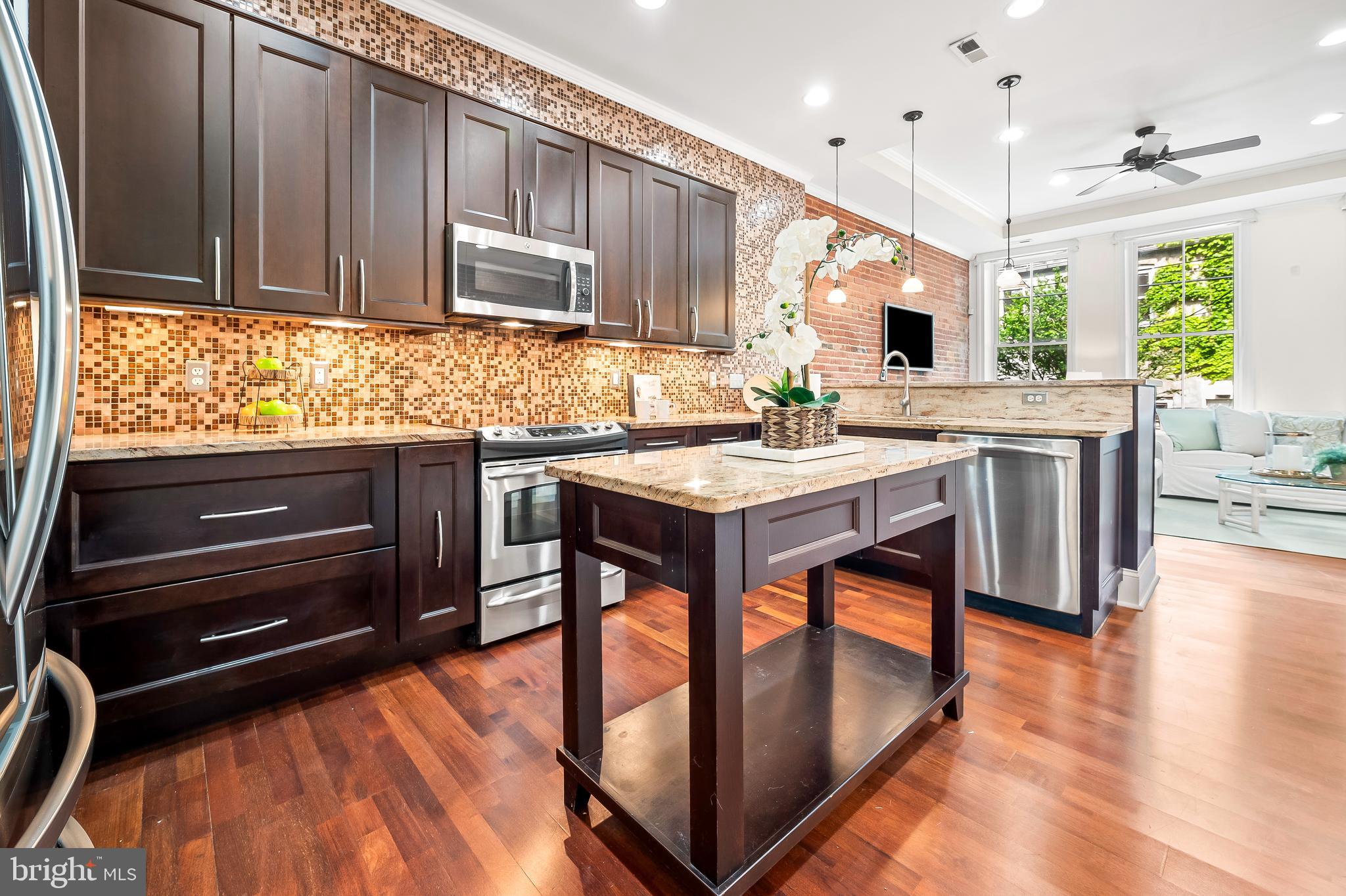 MOUNT VERNON PLACE HISTORIC DISTRICT - Residential