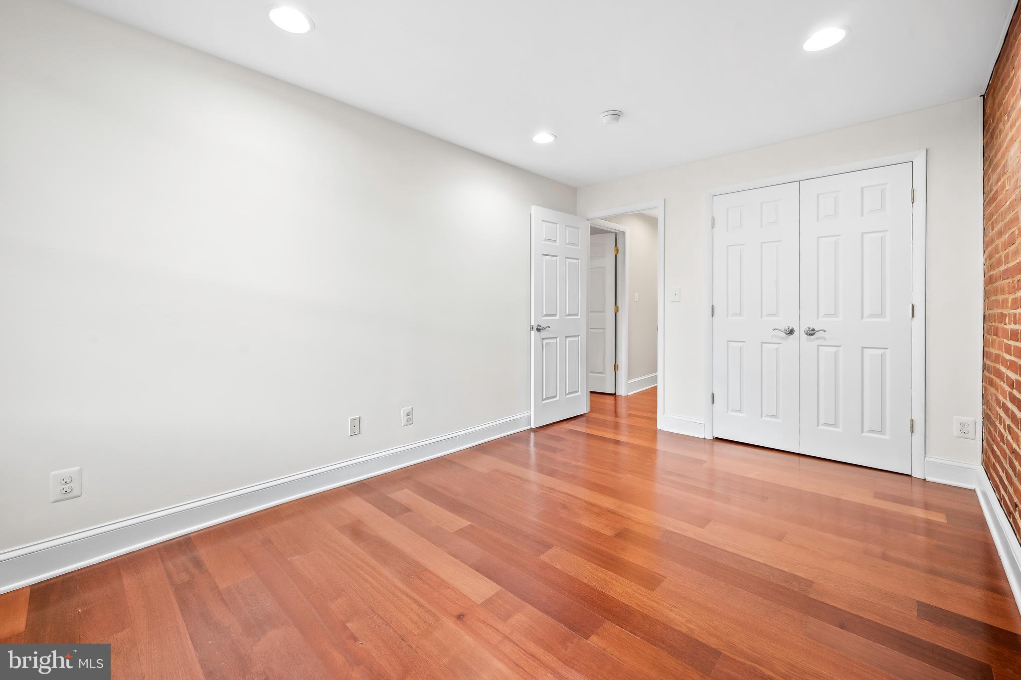 MOUNT VERNON PLACE HISTORIC DISTRICT - Residential