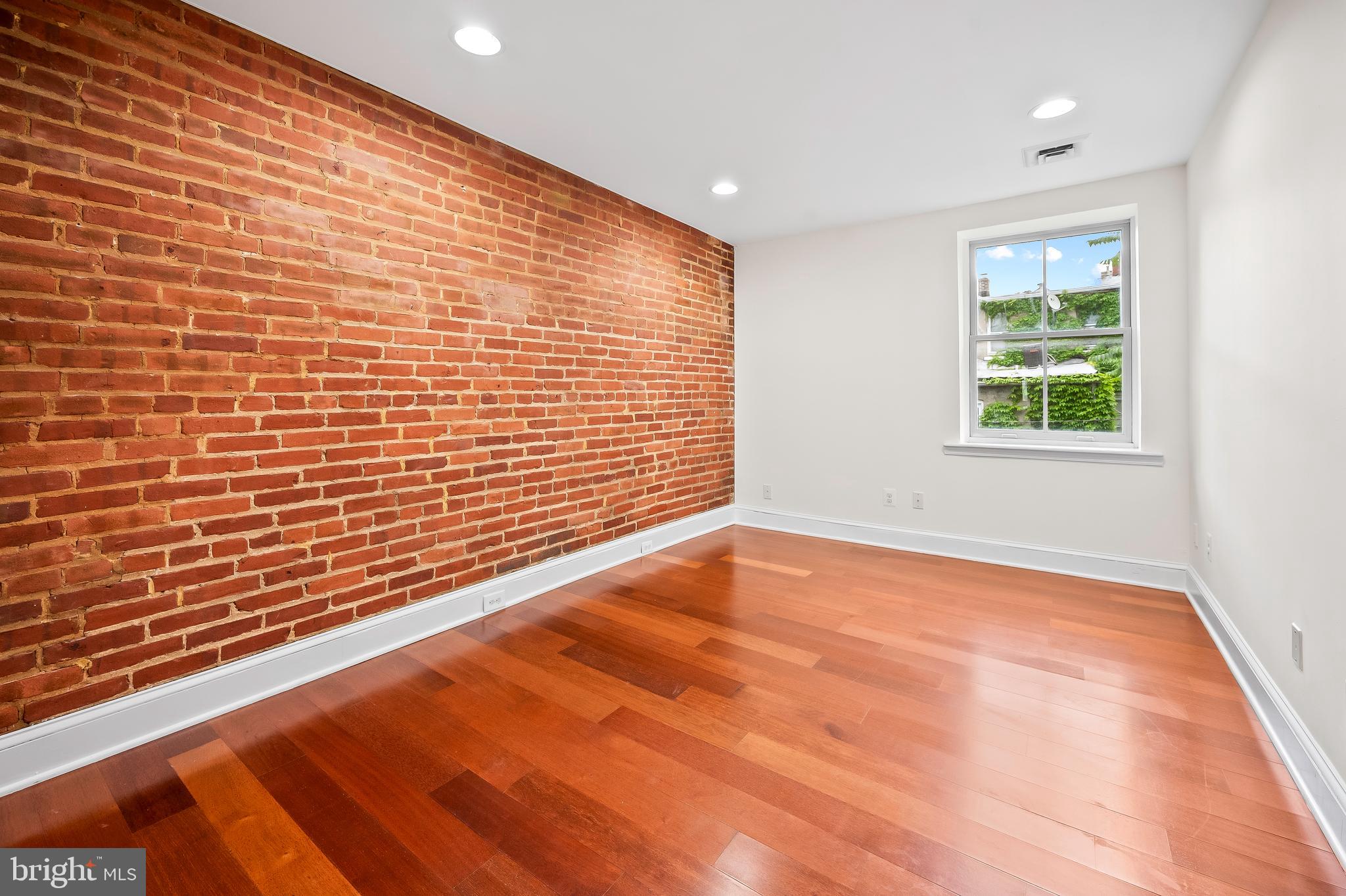 MOUNT VERNON PLACE HISTORIC DISTRICT - Residential