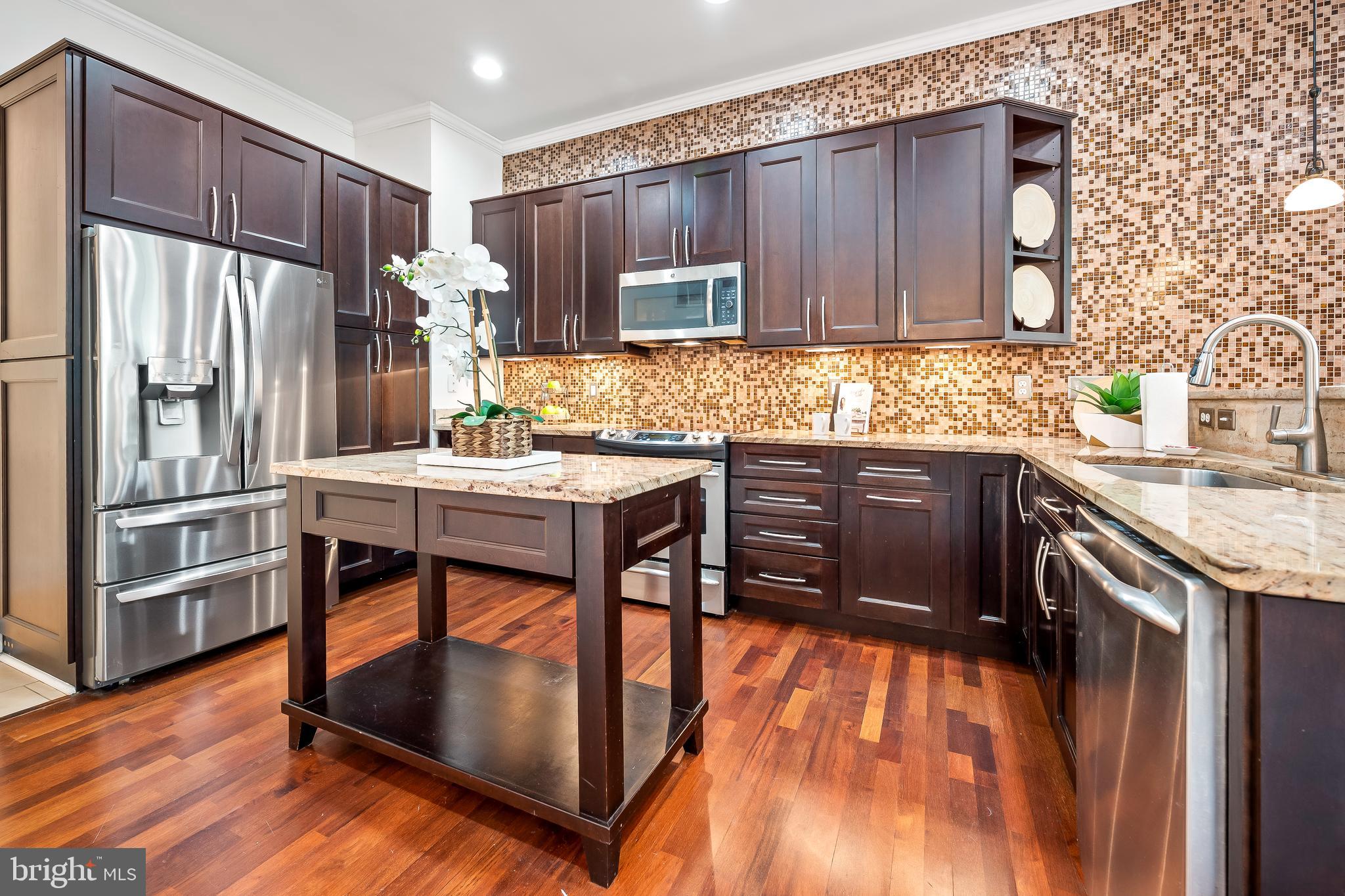 MOUNT VERNON PLACE HISTORIC DISTRICT - Residential