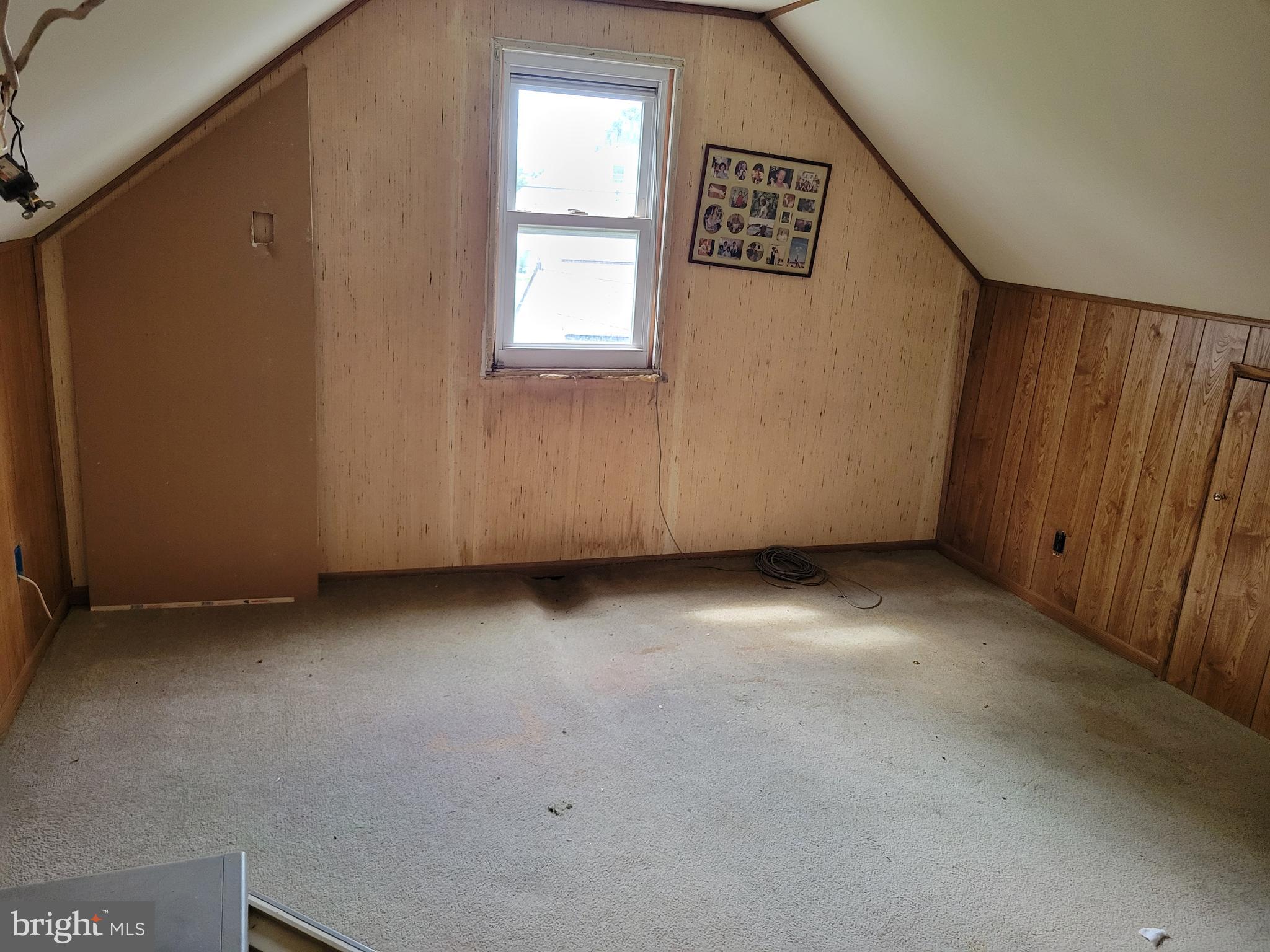 CEDAR CREST - Residential