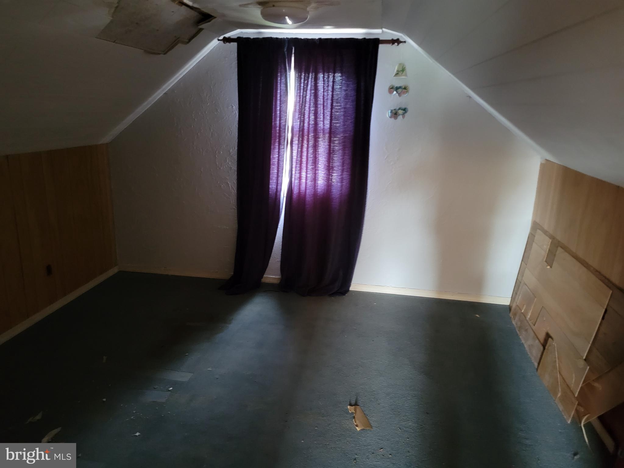 CEDAR CREST - Residential