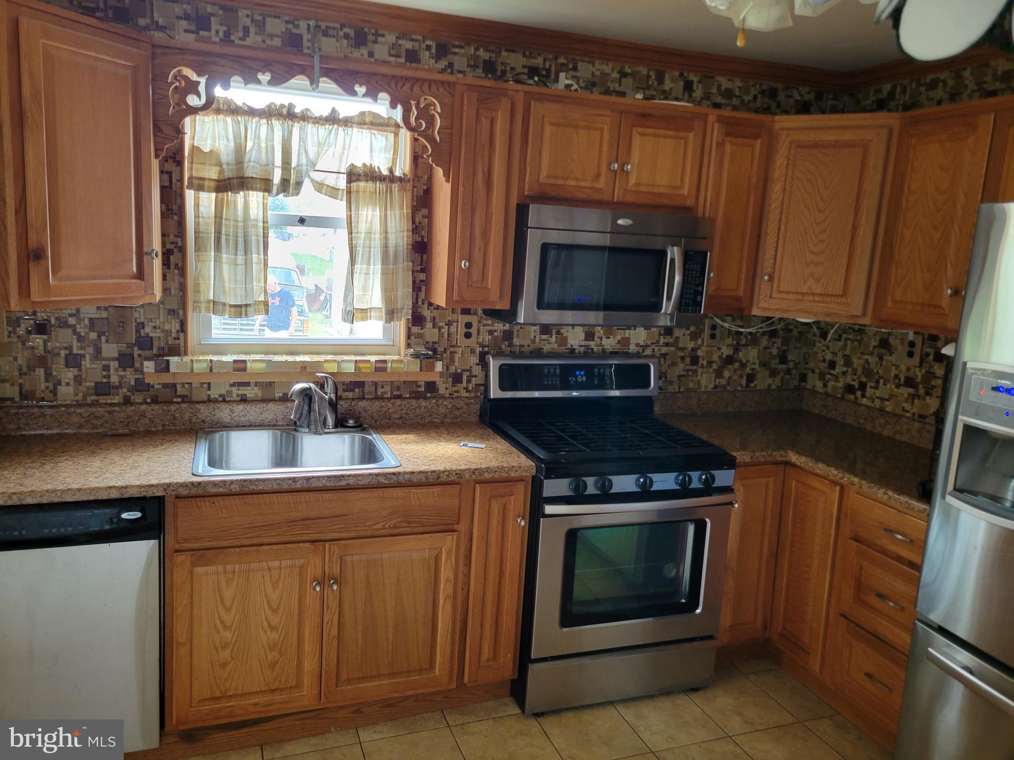 CEDAR CREST - Residential