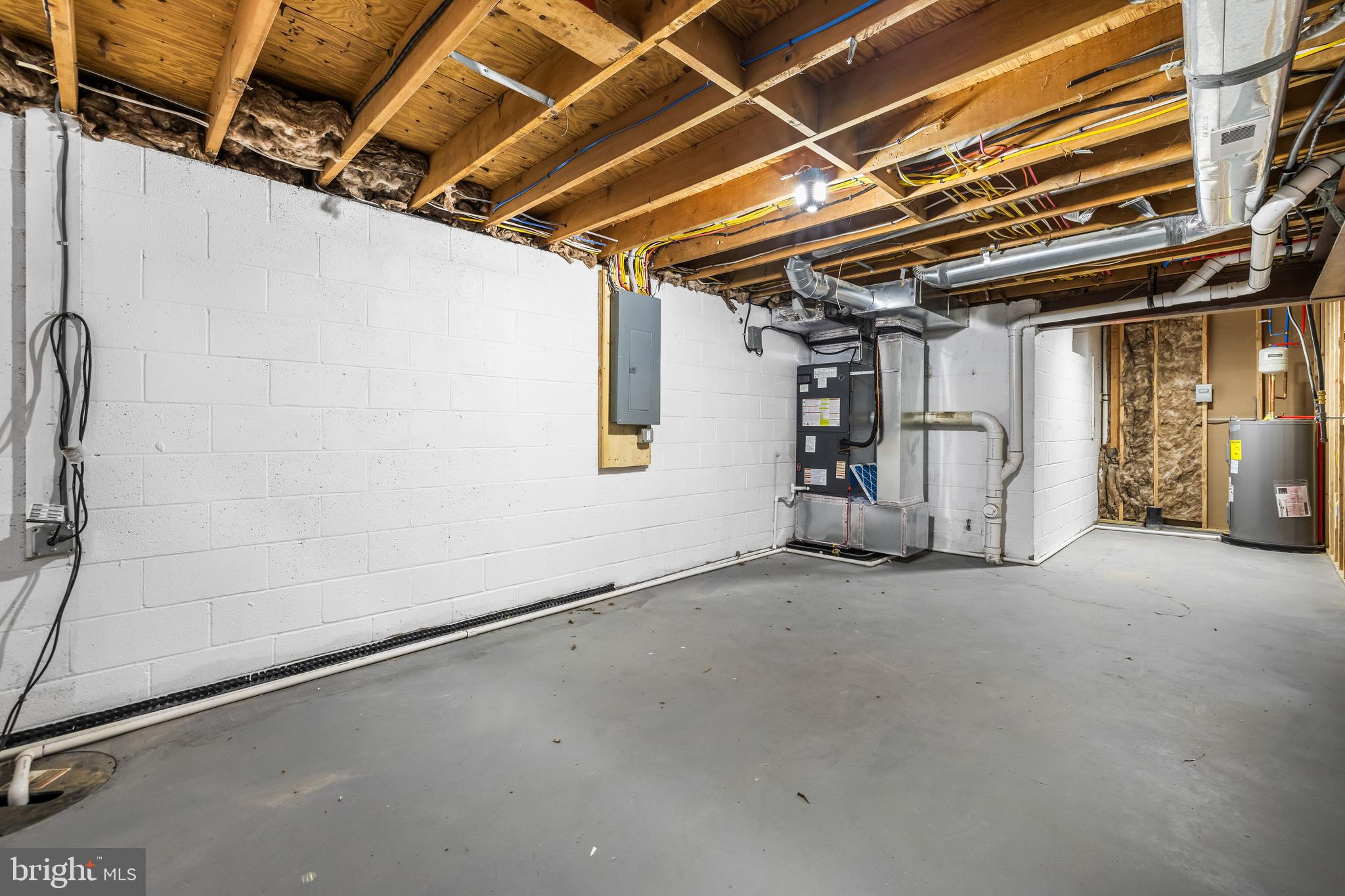 RANDALLSTOWN - Residential