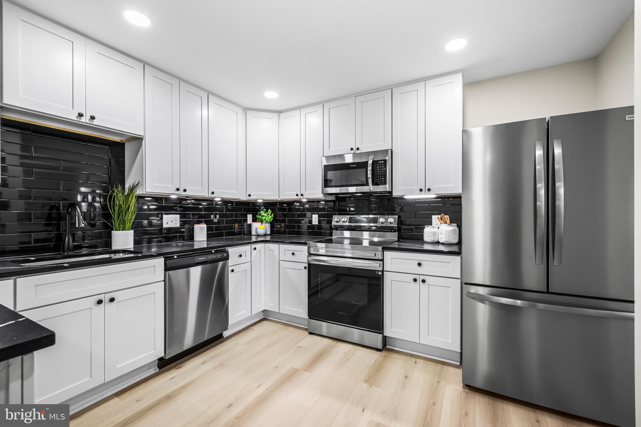 RANDALLSTOWN - Residential