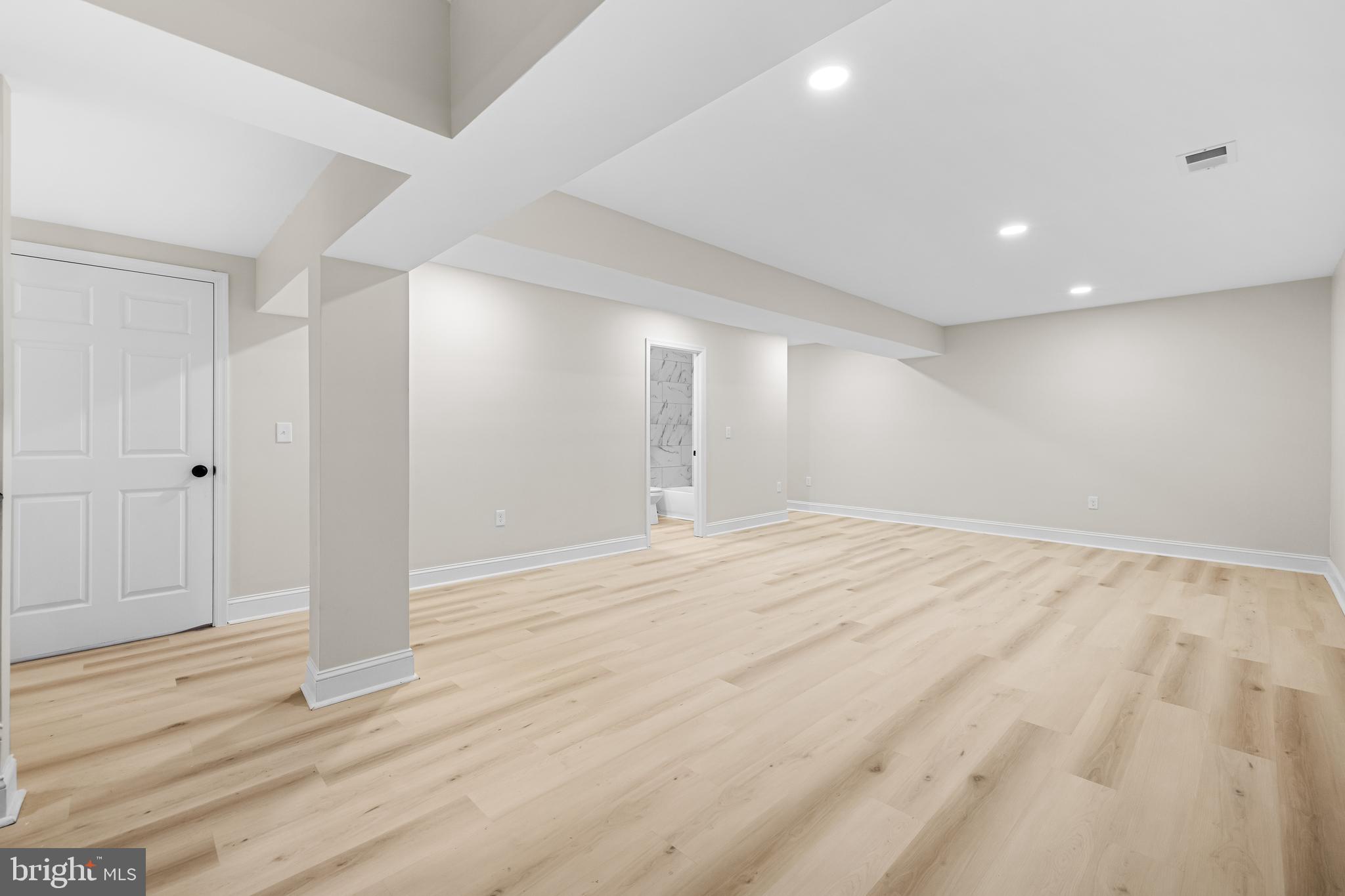 RANDALLSTOWN - Residential