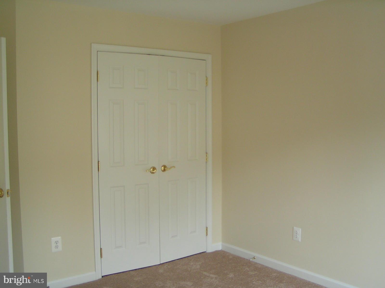 DAHLIA PARK OF WILDEWOOD - Residential Lease