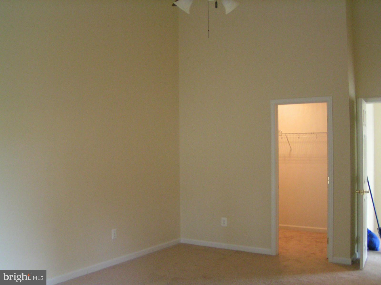 DAHLIA PARK OF WILDEWOOD - Residential Lease