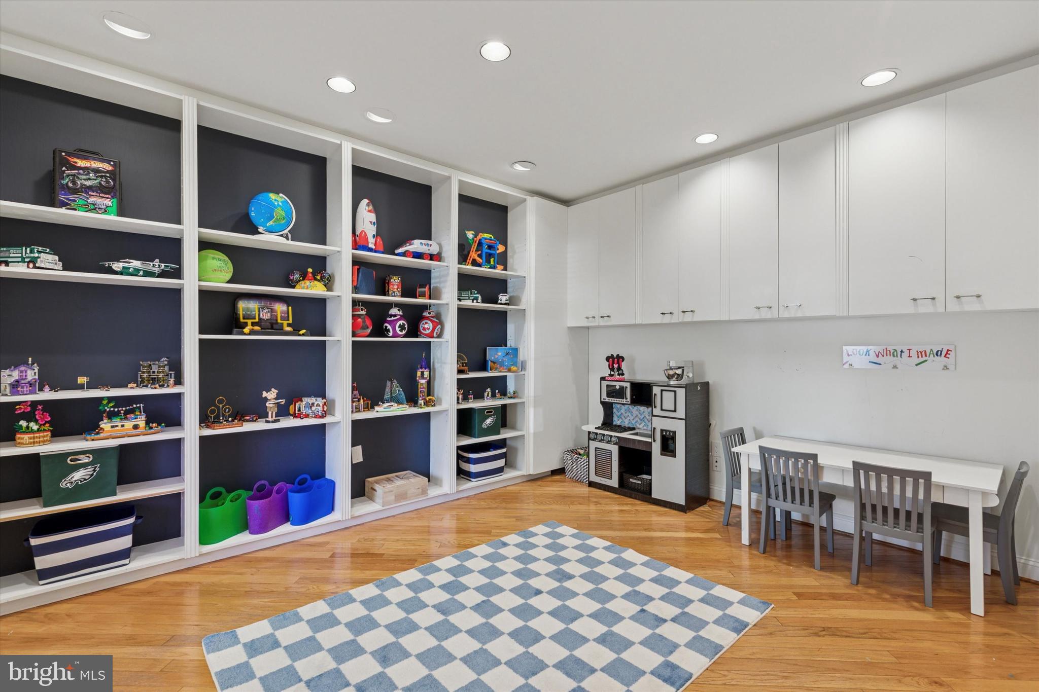 NORMANDY AT BLUE B - Residential