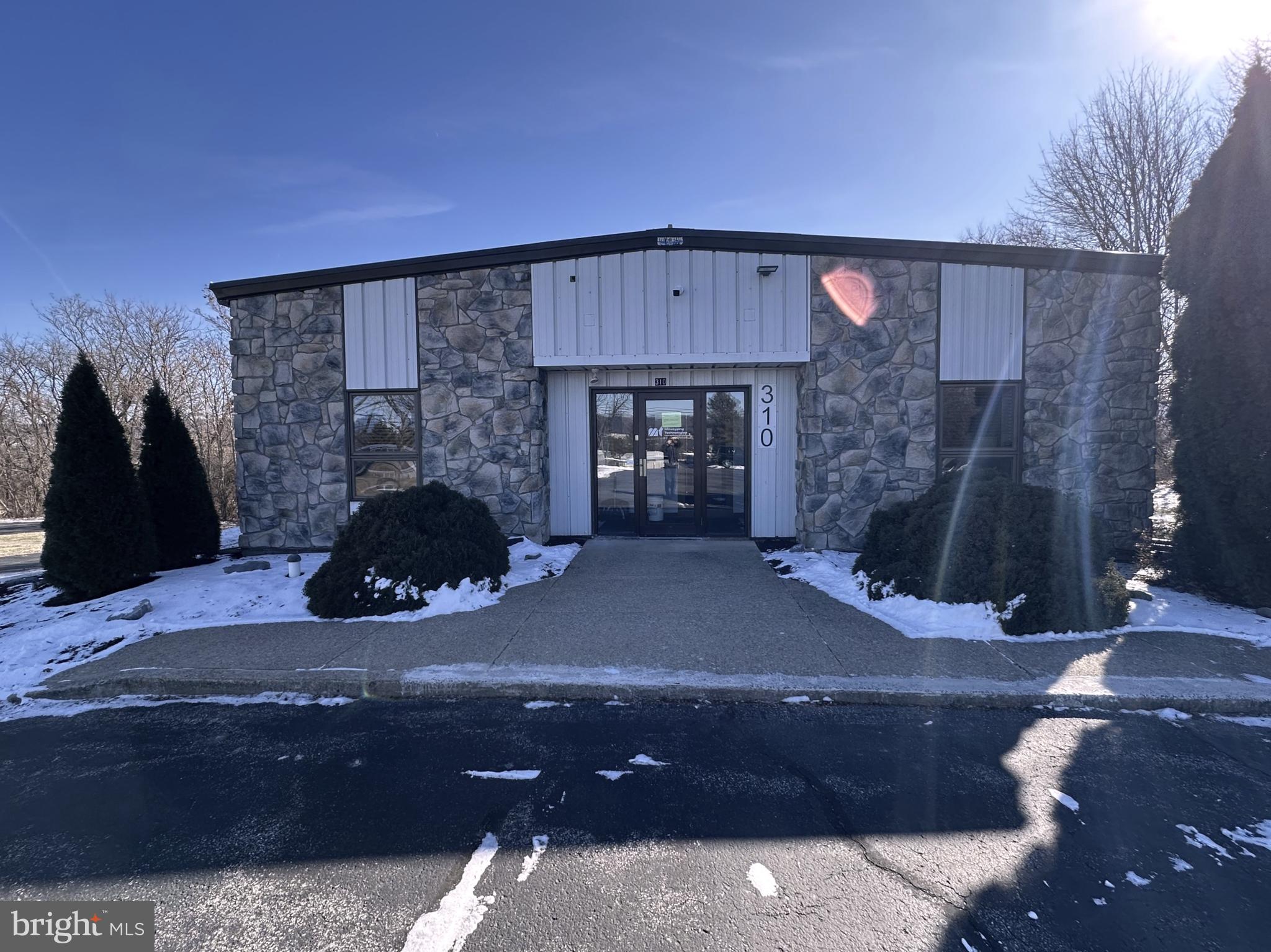 310 ROLLING RIDGE DRIVE