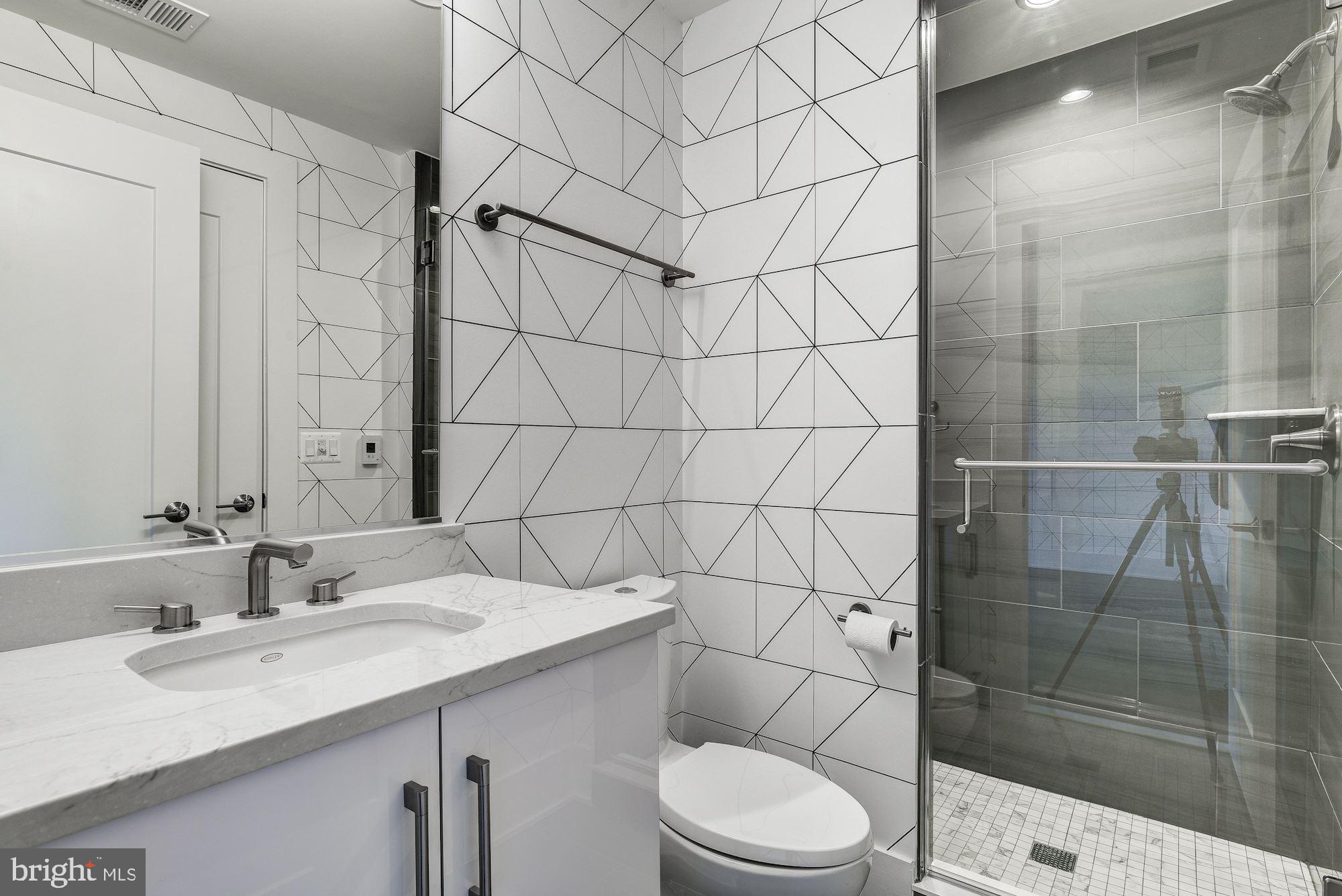 THE BROWNSTONES AT CHEVY CHASE LAKE - Residential