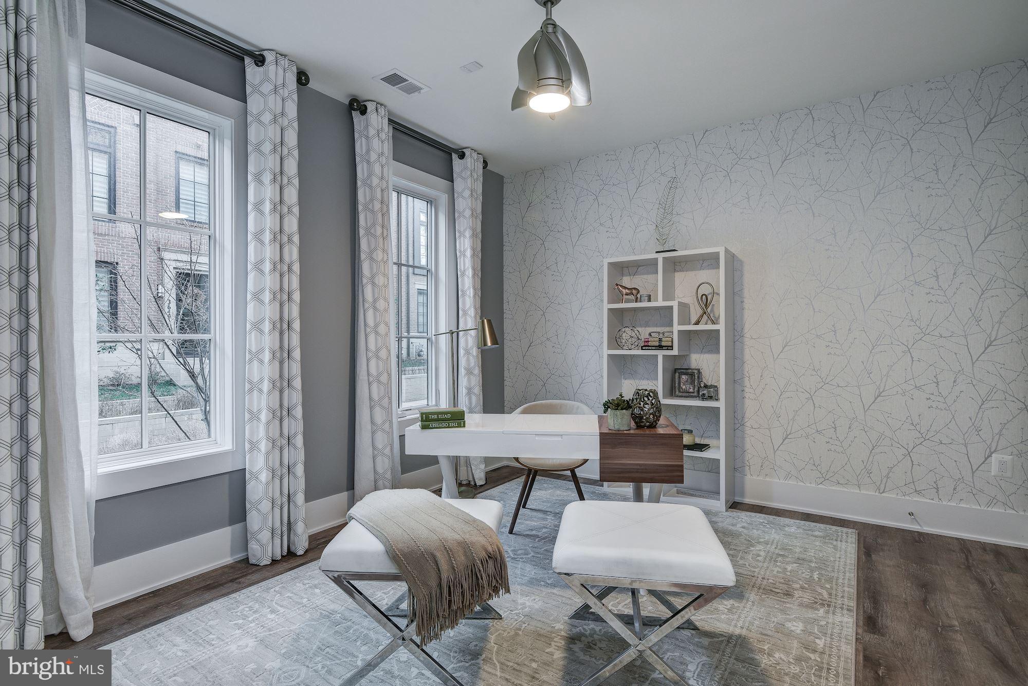 THE BROWNSTONES AT CHEVY CHASE LAKE - Residential