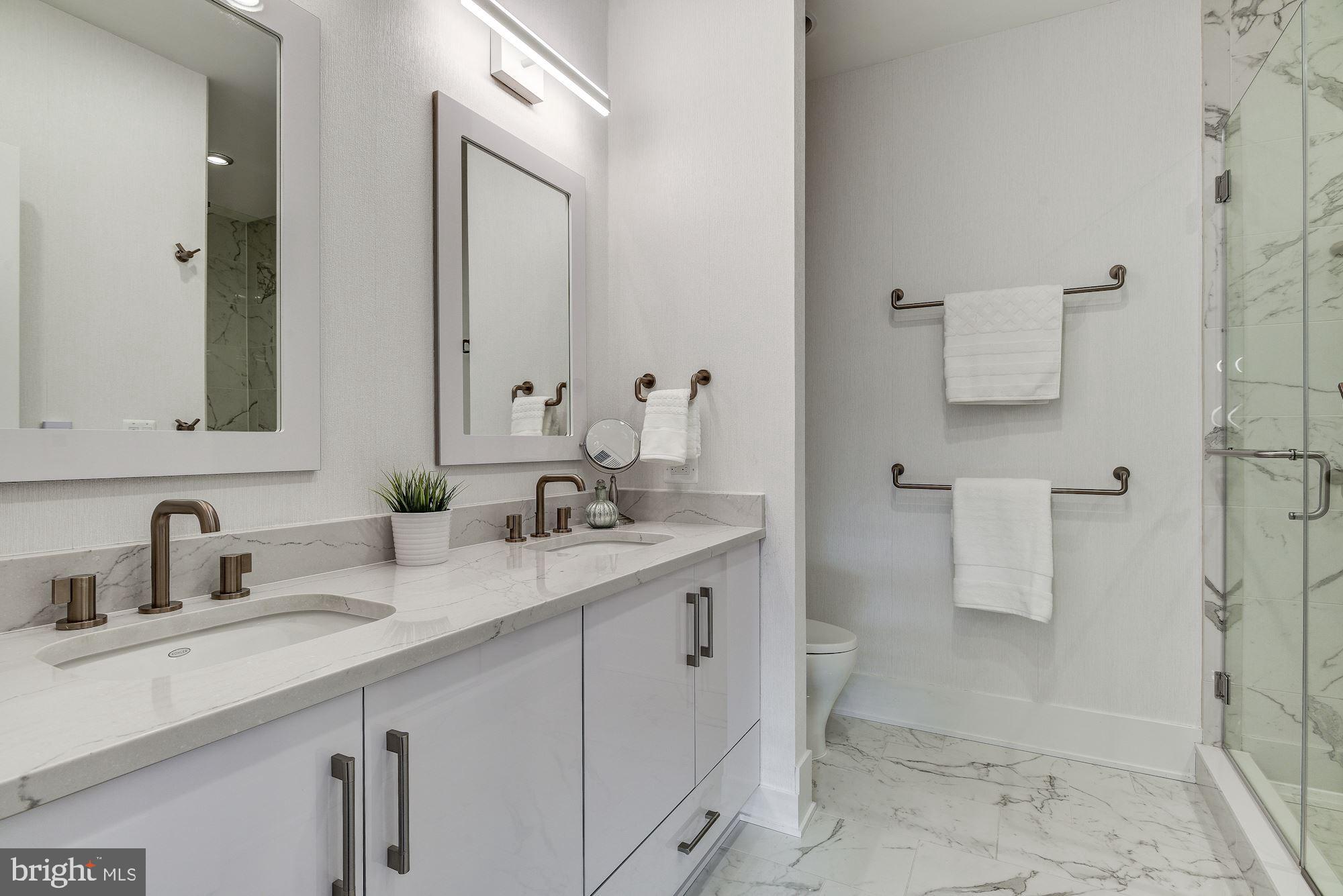 THE BROWNSTONES AT CHEVY CHASE LAKE - Residential