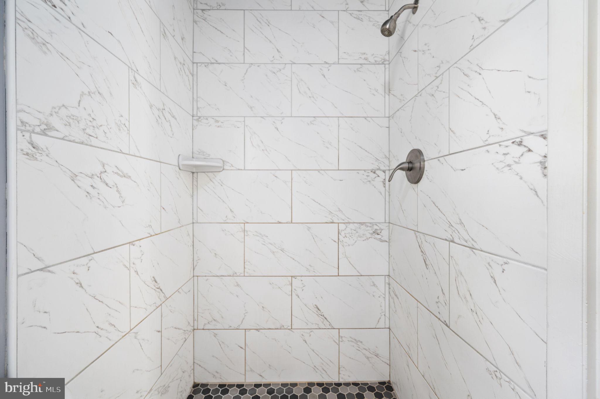 MONTICELLO WOODS - Residential