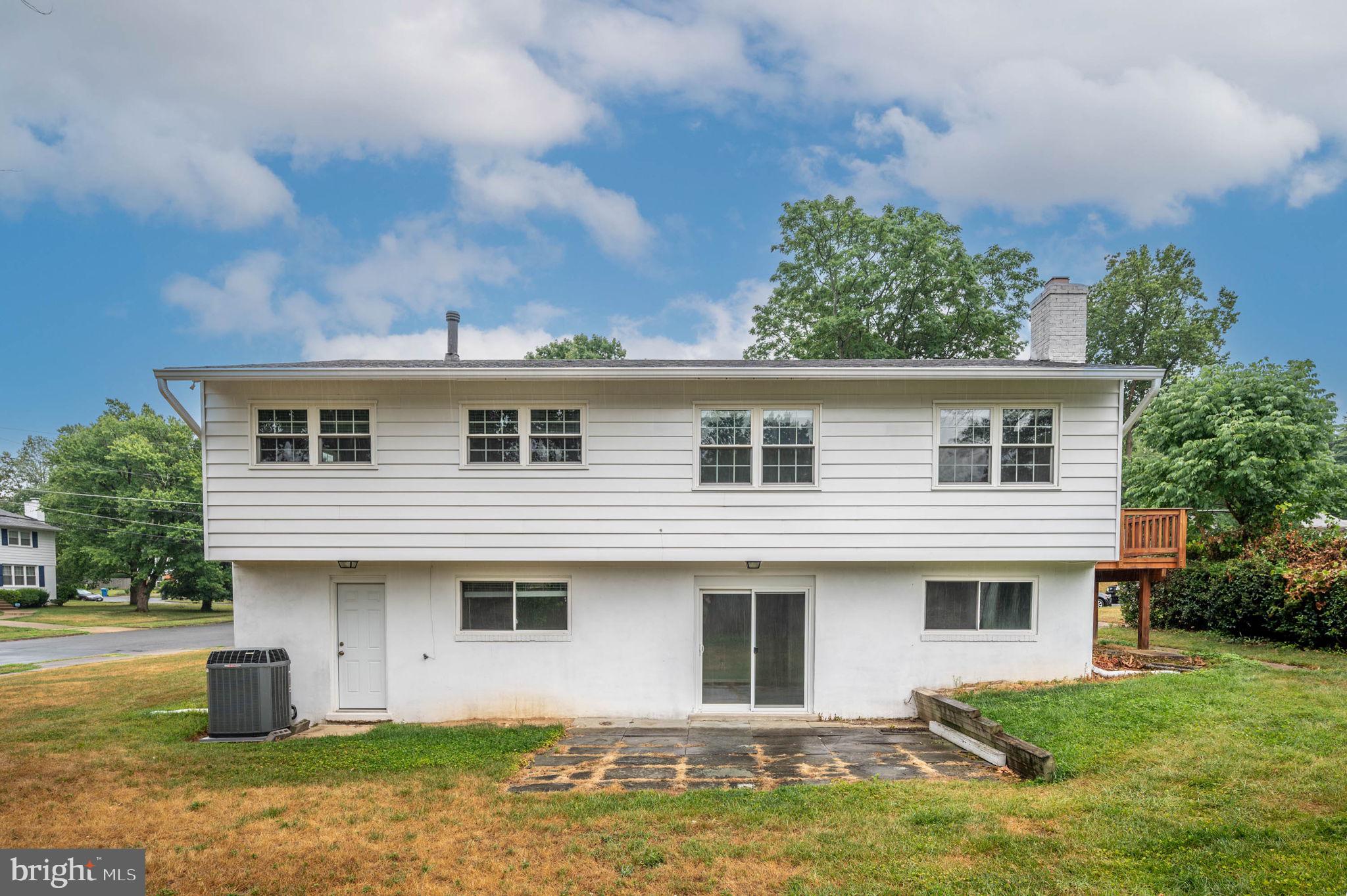 MONTICELLO WOODS - Residential