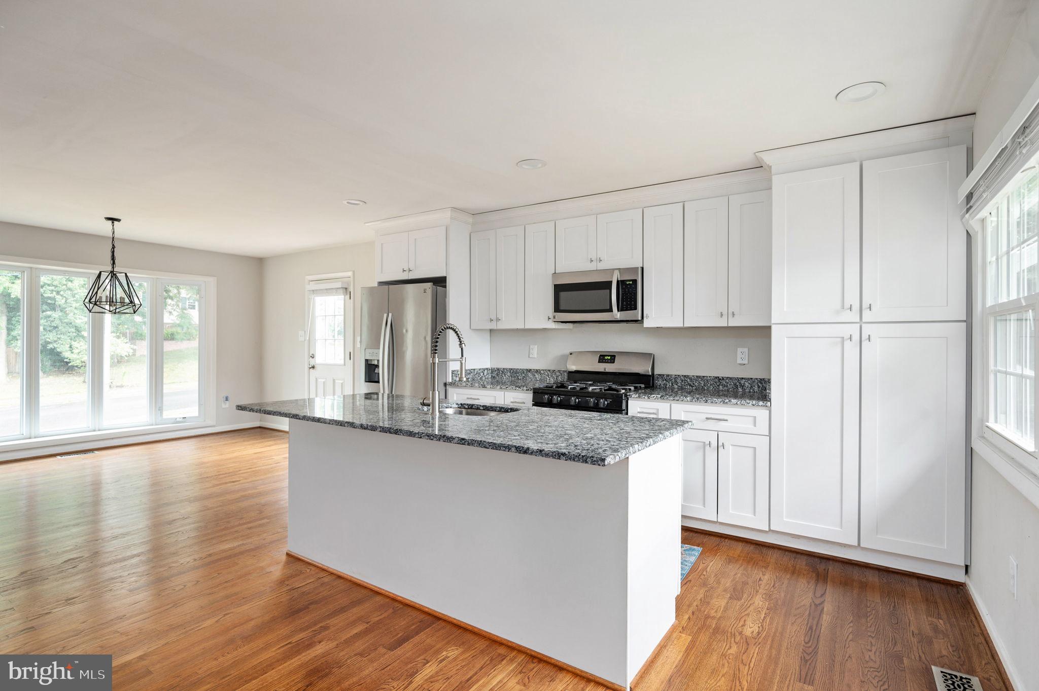 MONTICELLO WOODS - Residential