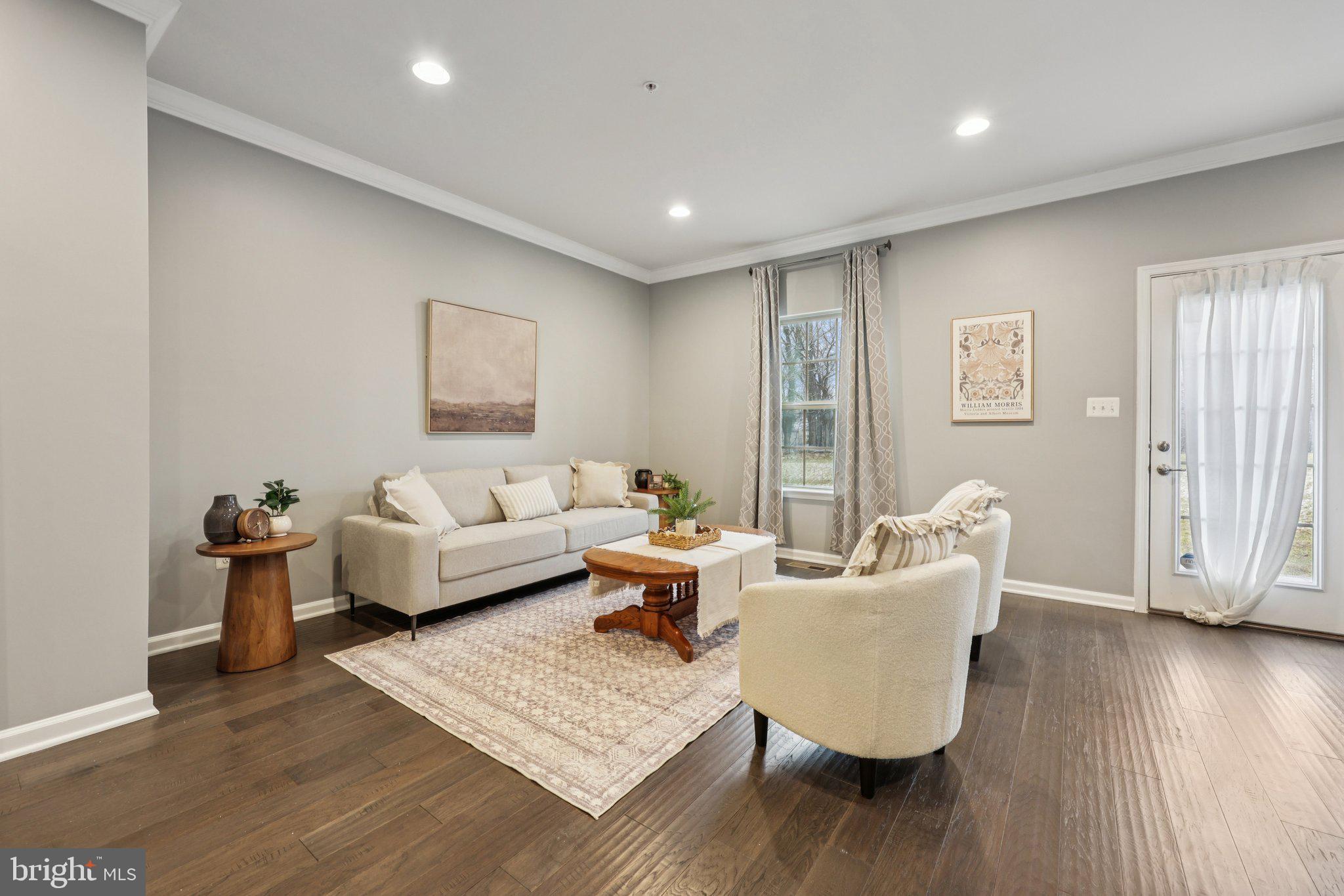 1605 REGENT MANOR COURT