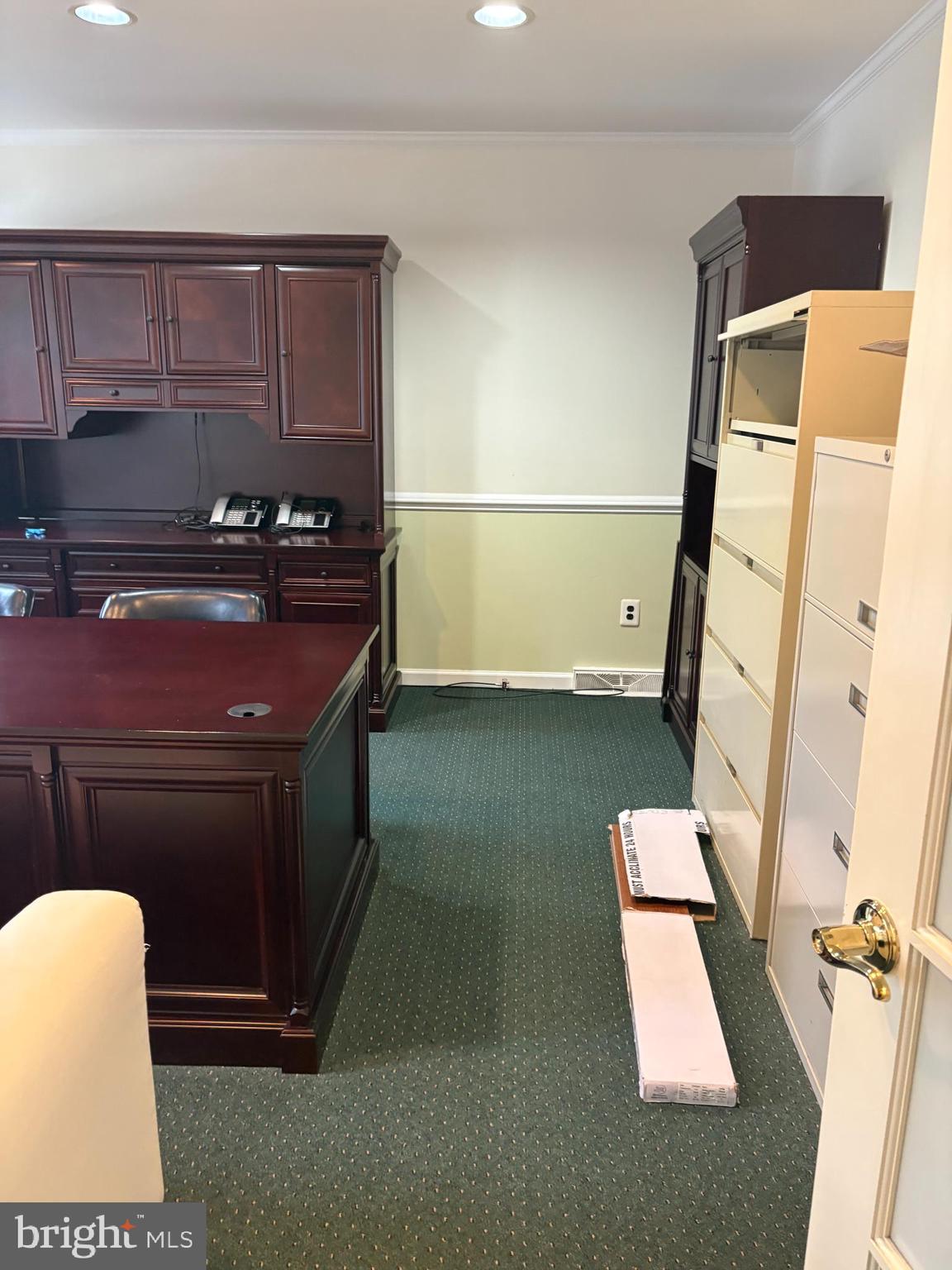 MEDIA - Commercial Lease