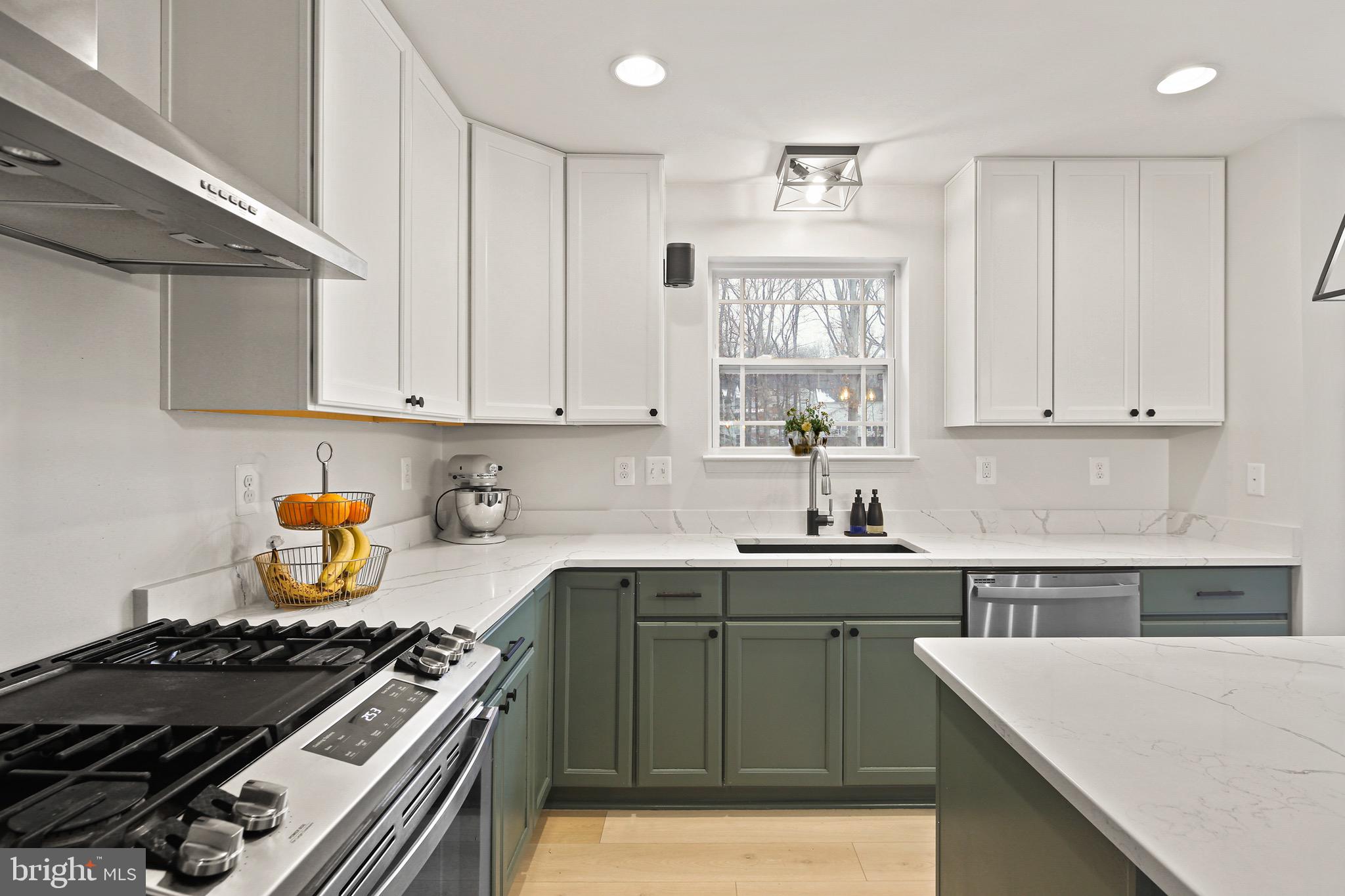 HANOVER MANOR CROSSING - Residential