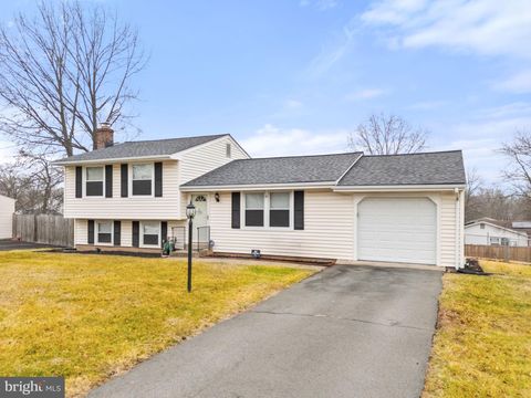 138 N ITHACA COURT N 0 STERLING VA 20164