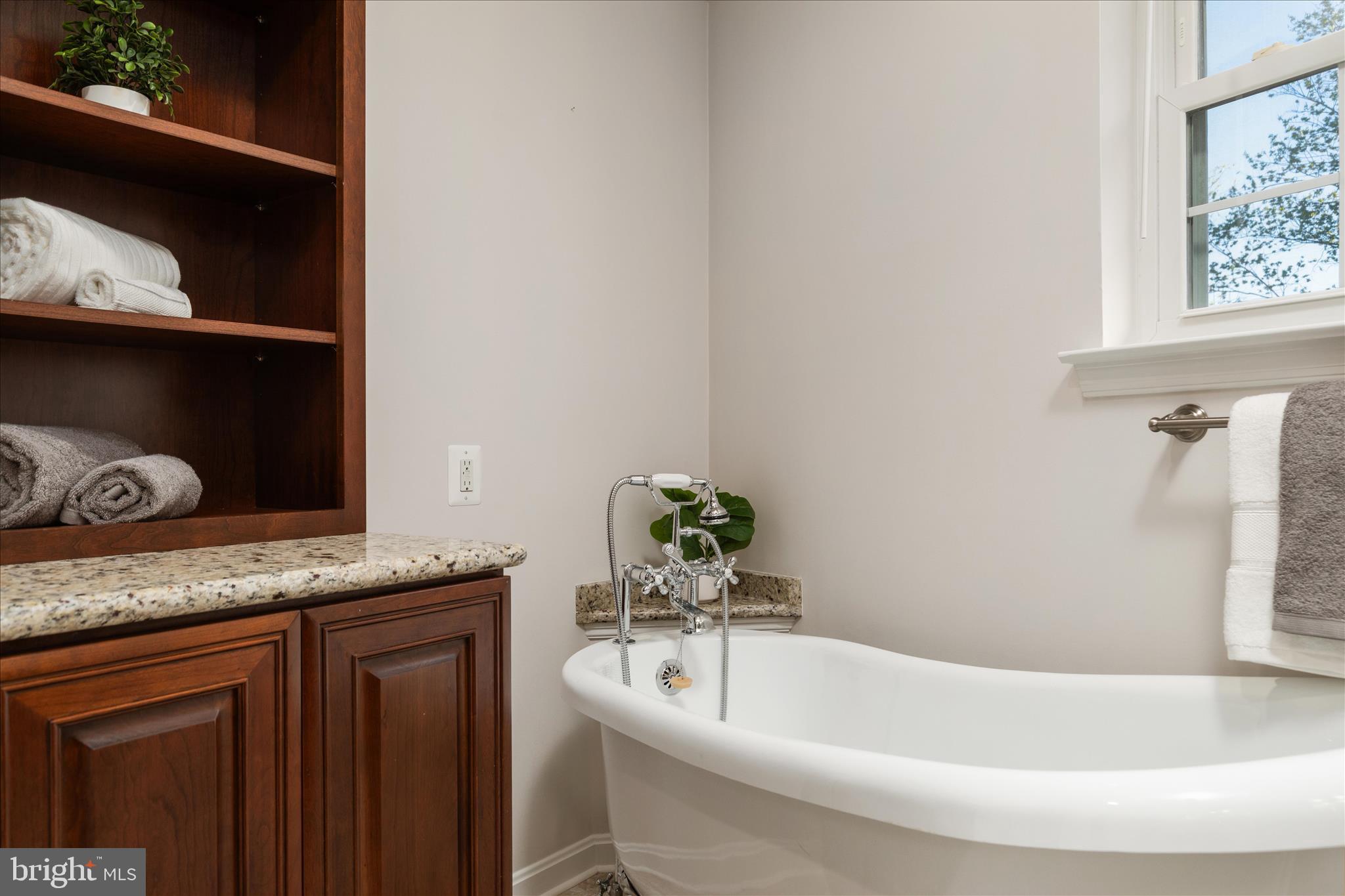 FRANKLIN FARM - Residential