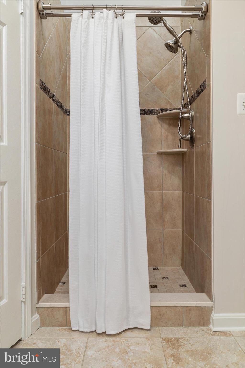 FRANKLIN FARM - Residential