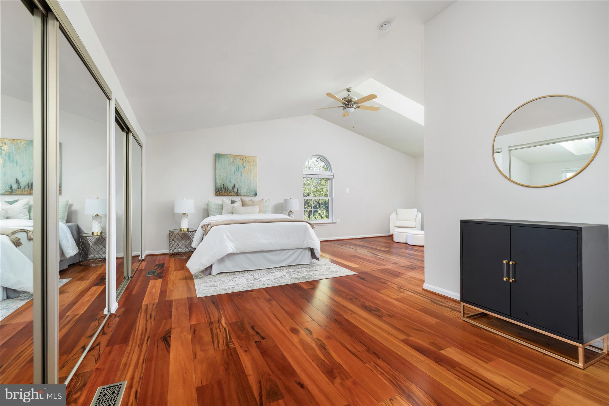 13132 THORNAPPLE PLACE