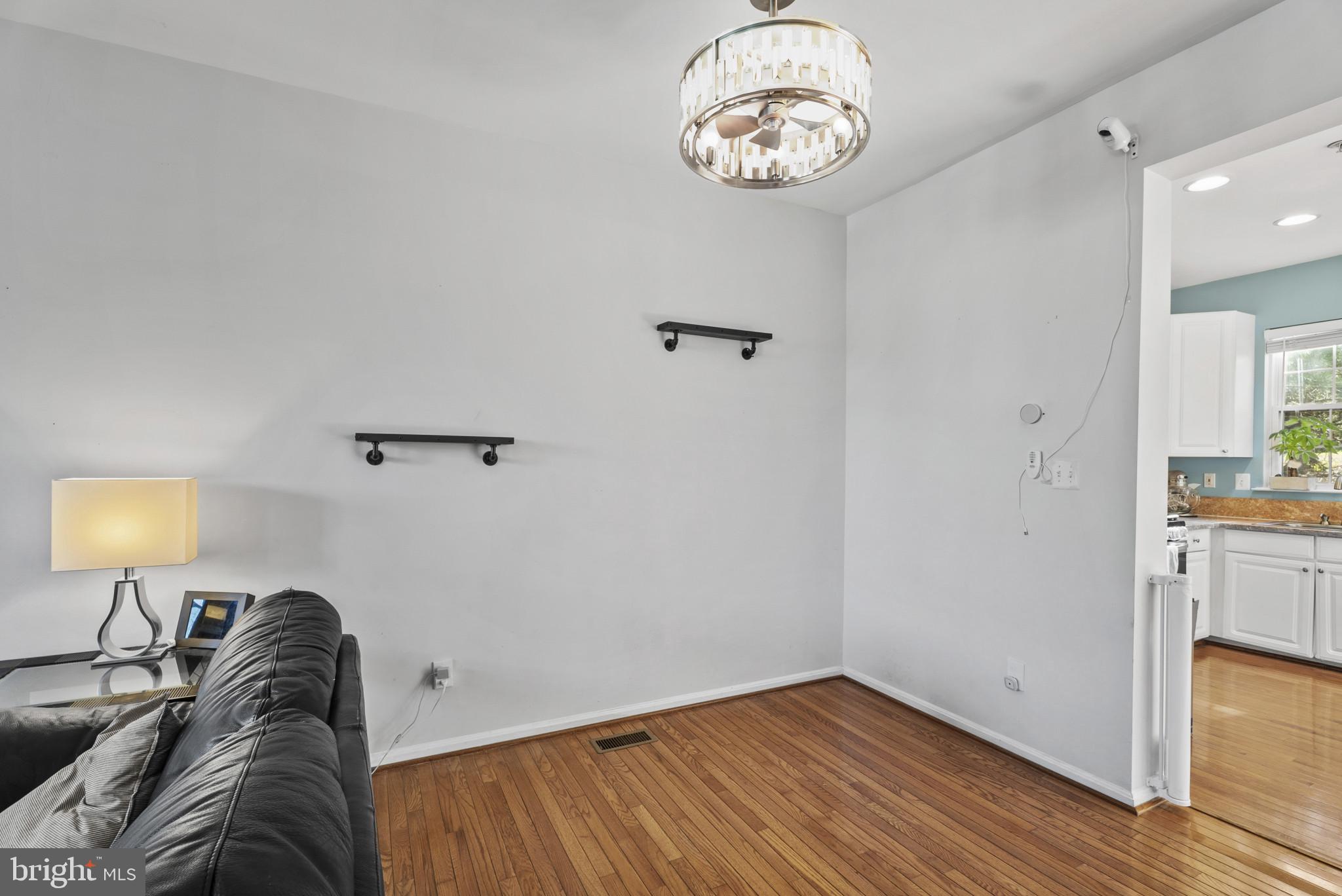 CHURCHILL TOWN SECTOR - Residential