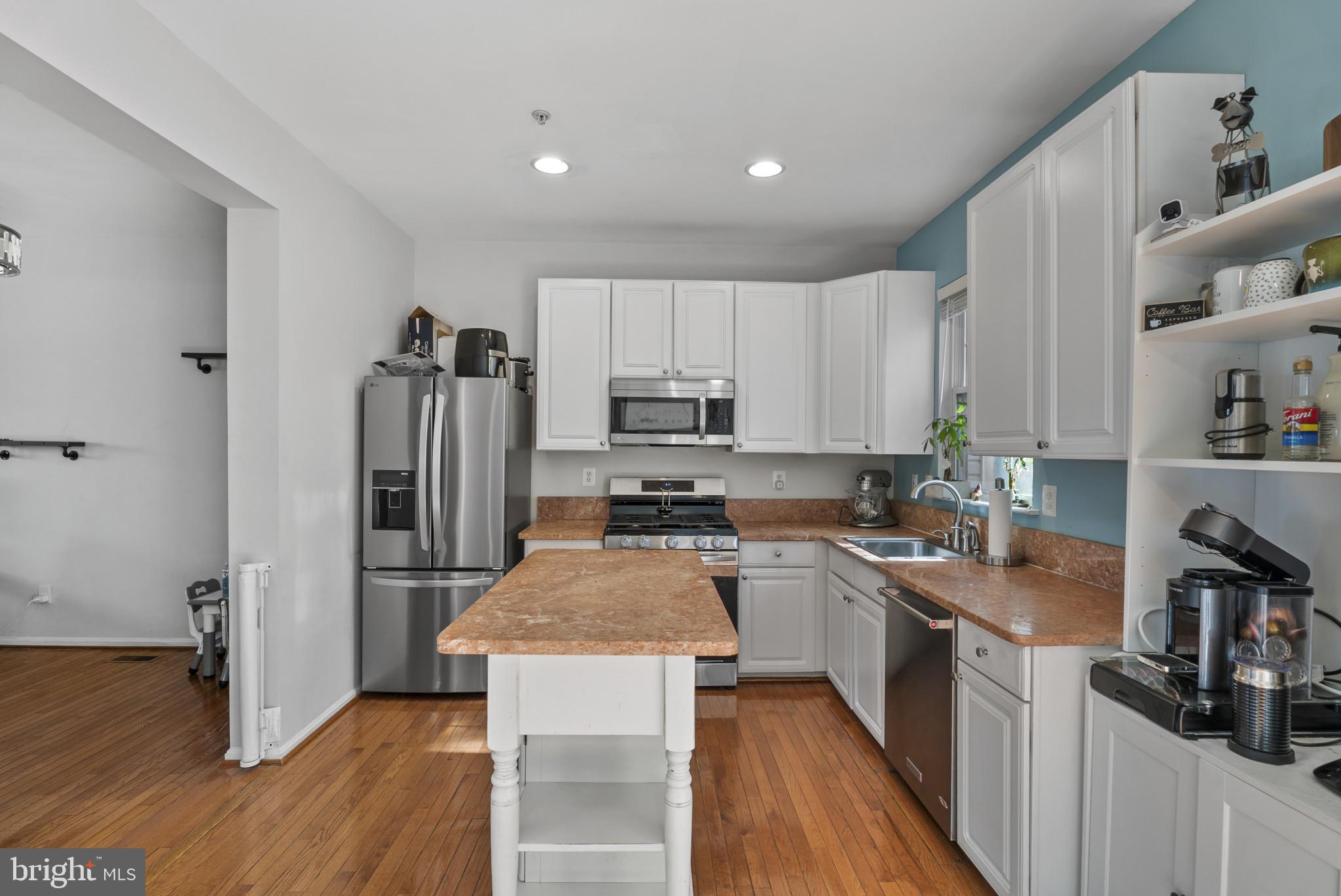 CHURCHILL TOWN SECTOR - Residential